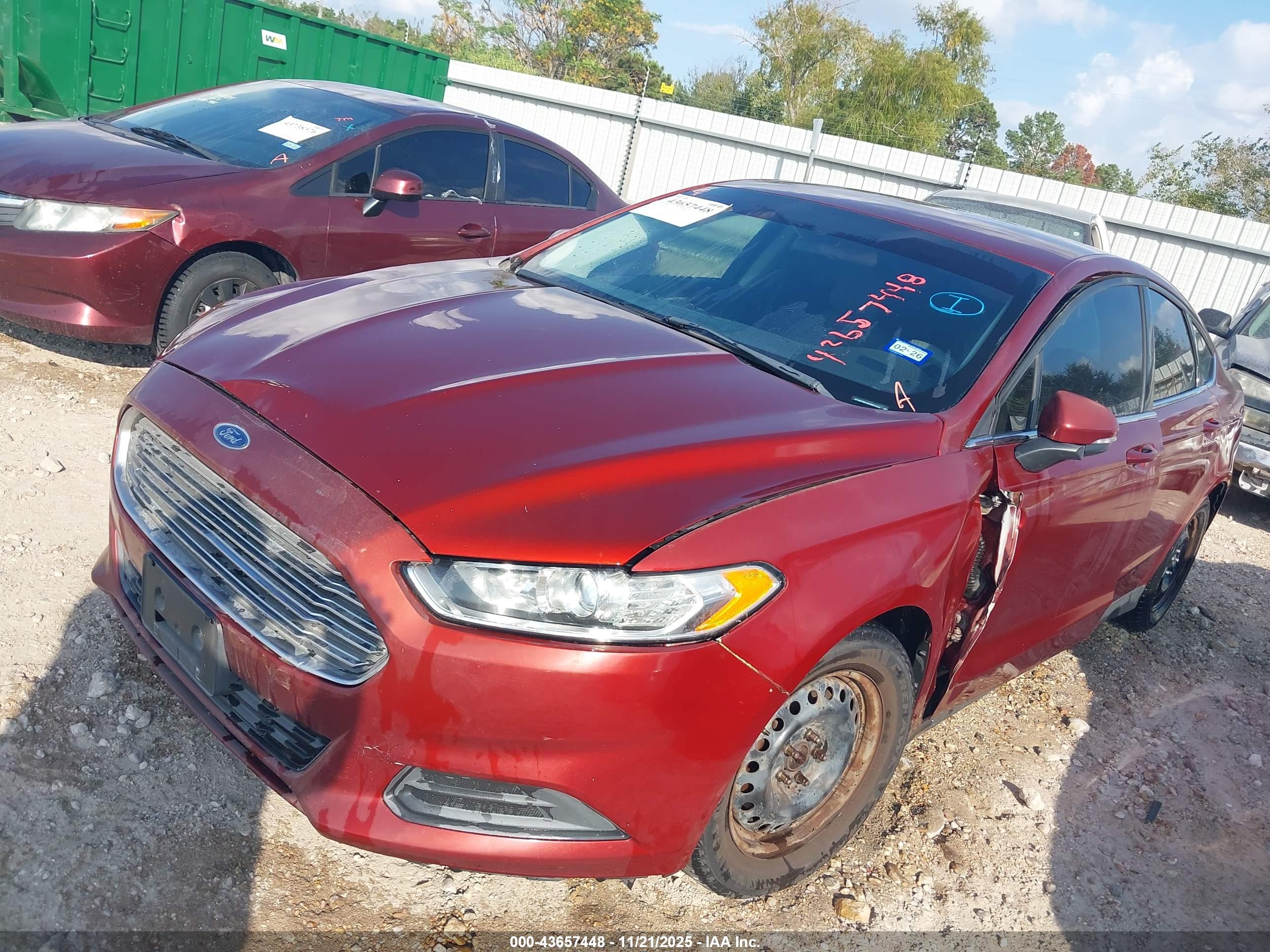 FORD FUSION image 2