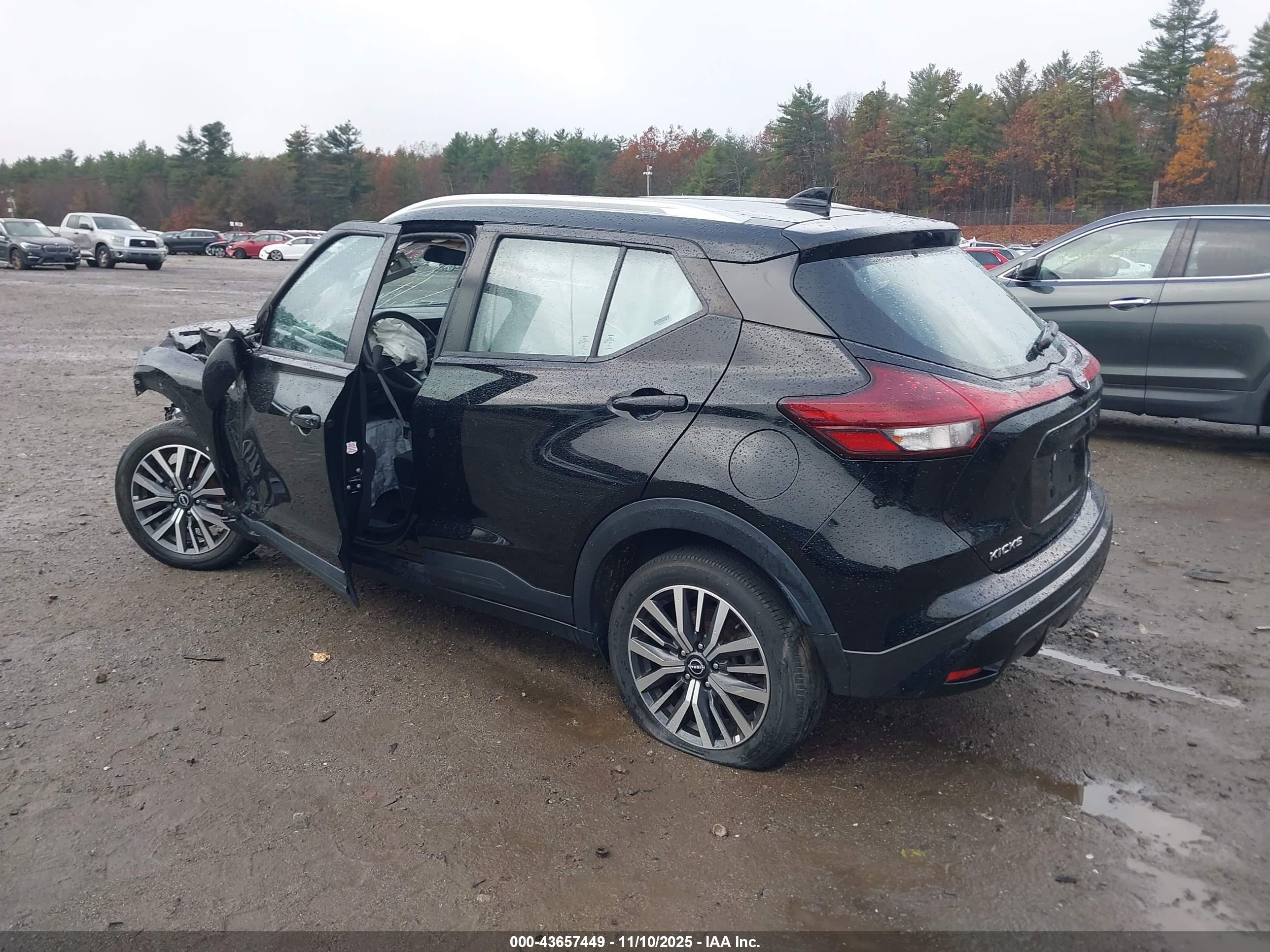 NISSAN KICKS image 3