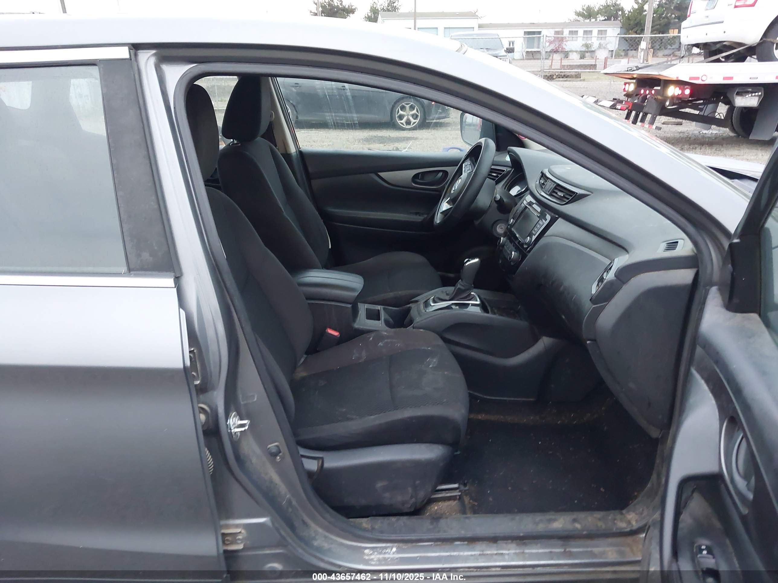 NISSAN ROGUE image 5