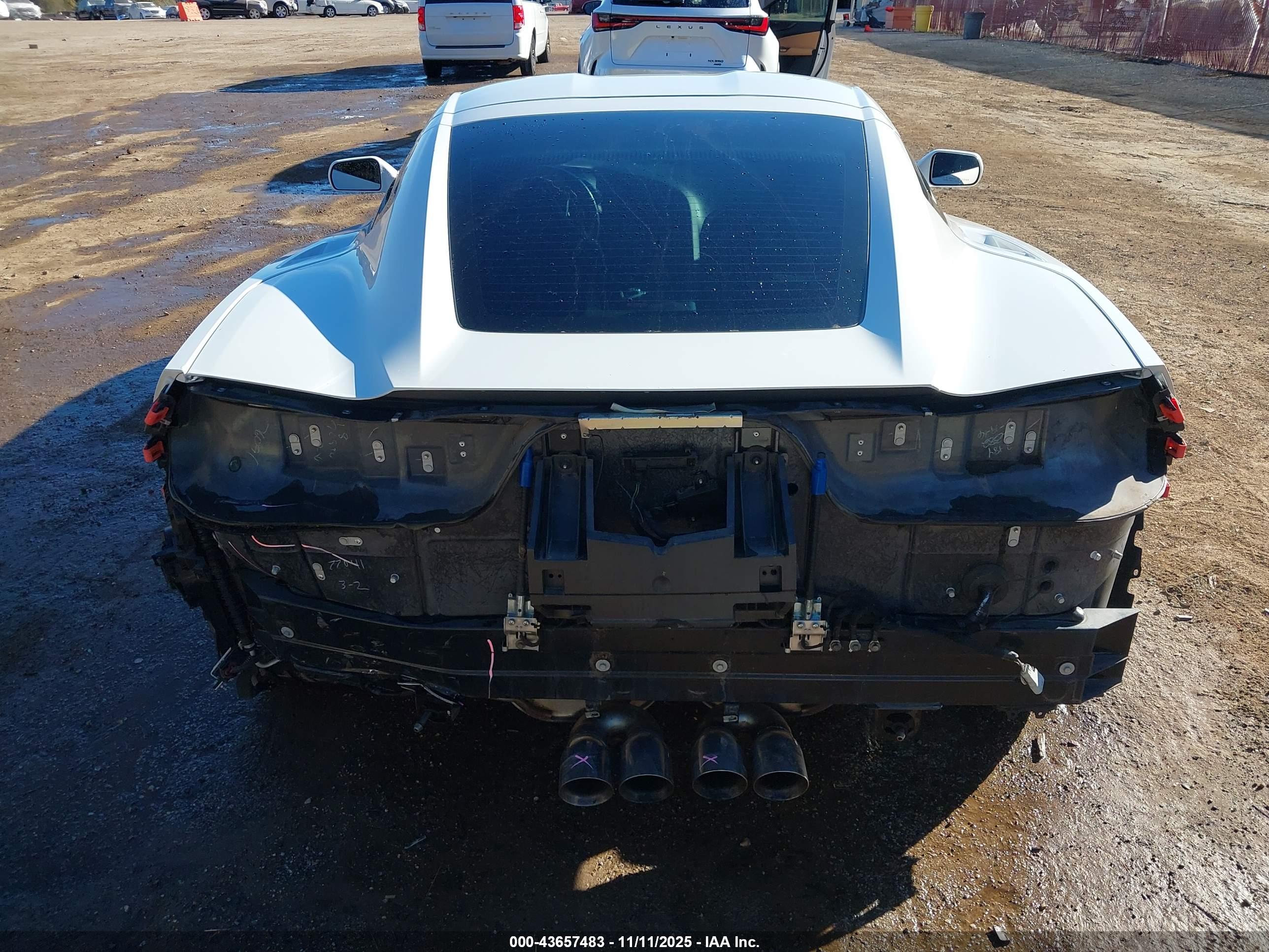 CHEVROLET CORVETTE image 6