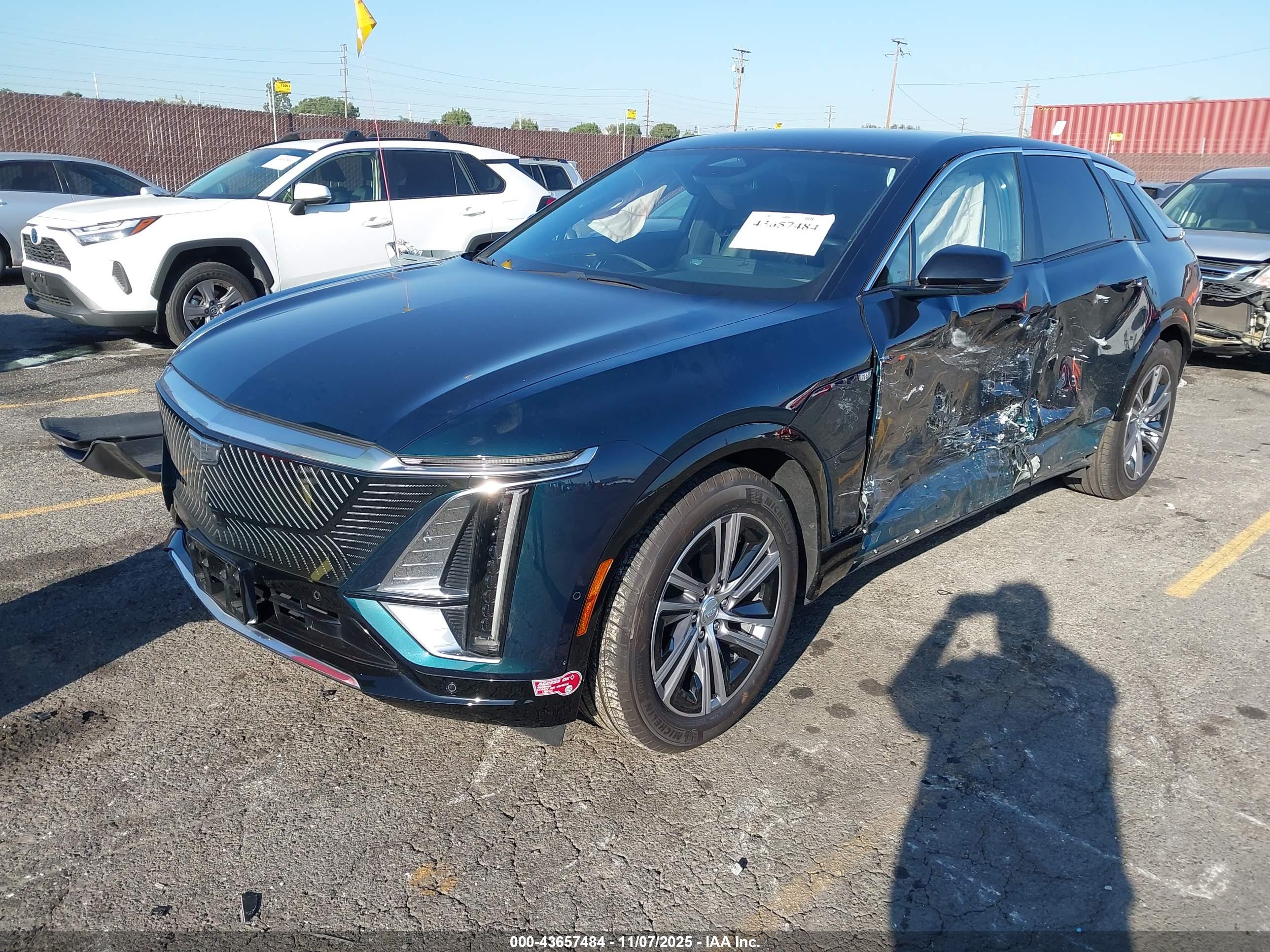 CADILLAC LYRIQ image 2