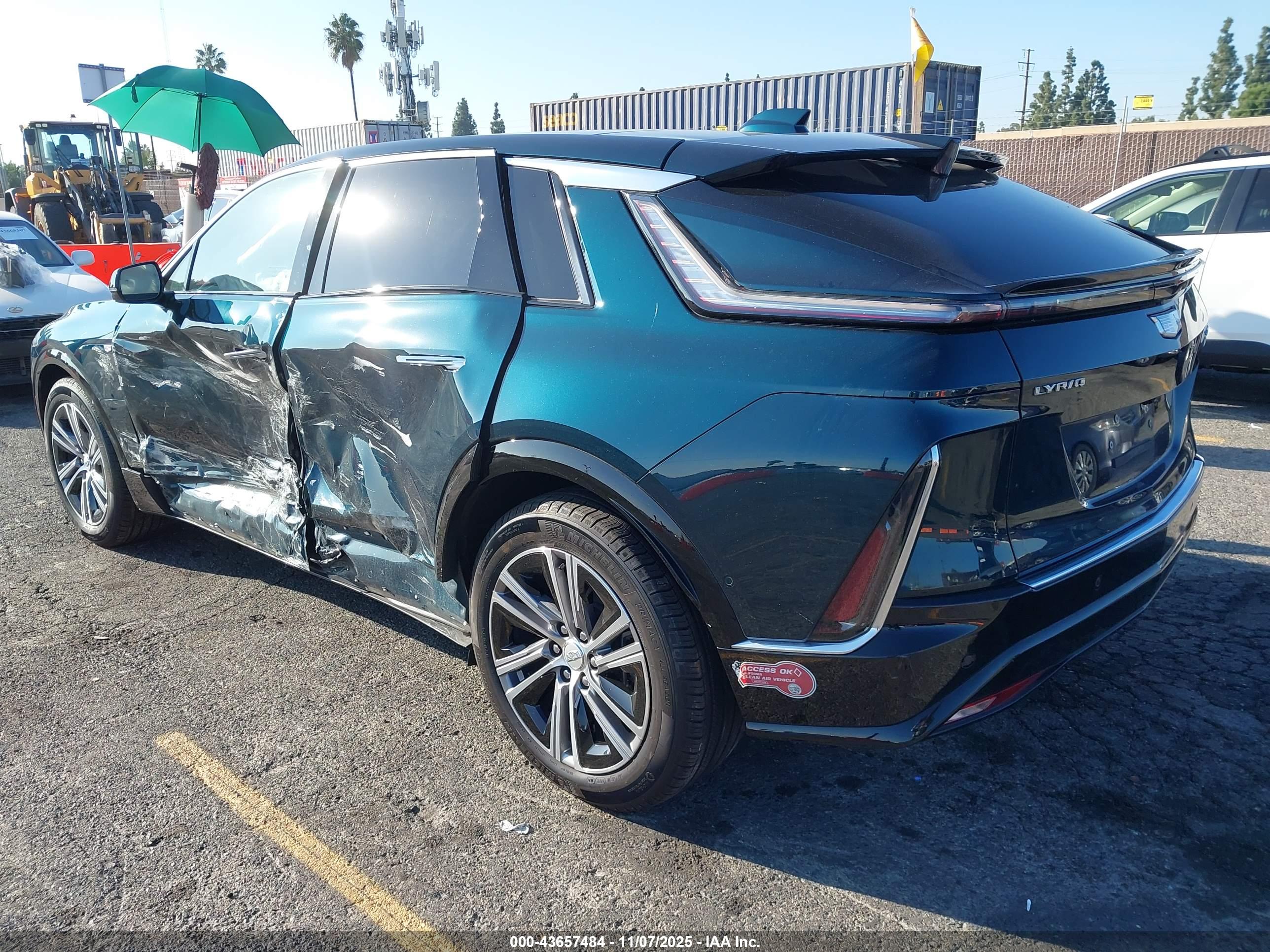 CADILLAC LYRIQ image 3