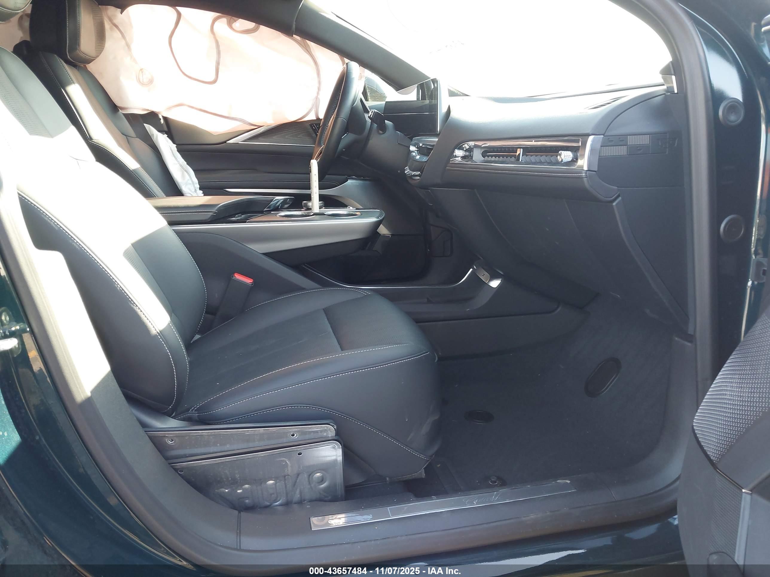 CADILLAC LYRIQ image 5