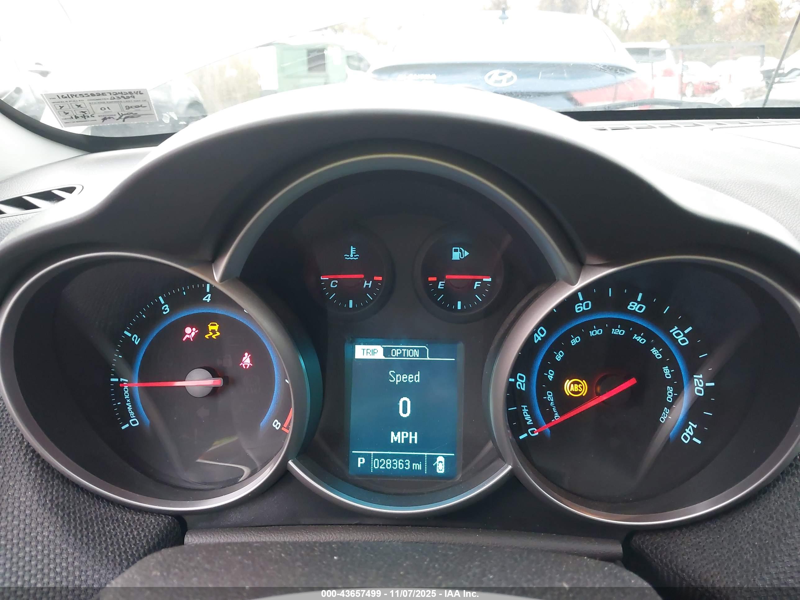 CHEVROLET CRUZE image 7