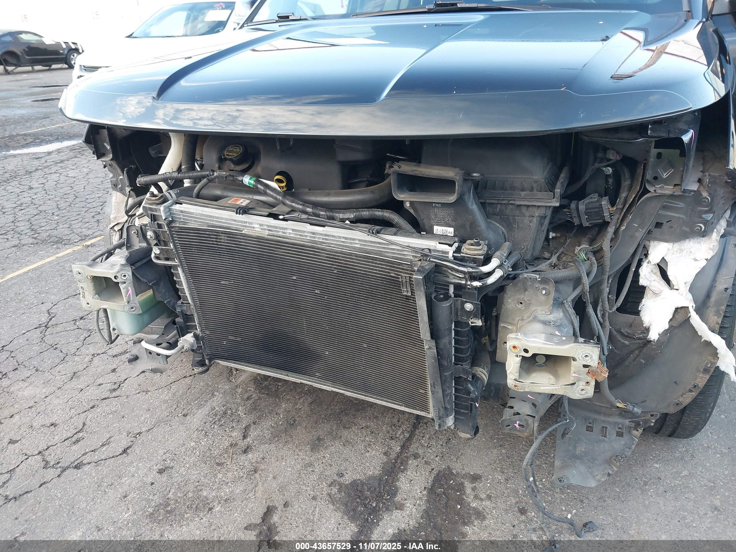FORD EXPLORER image 6