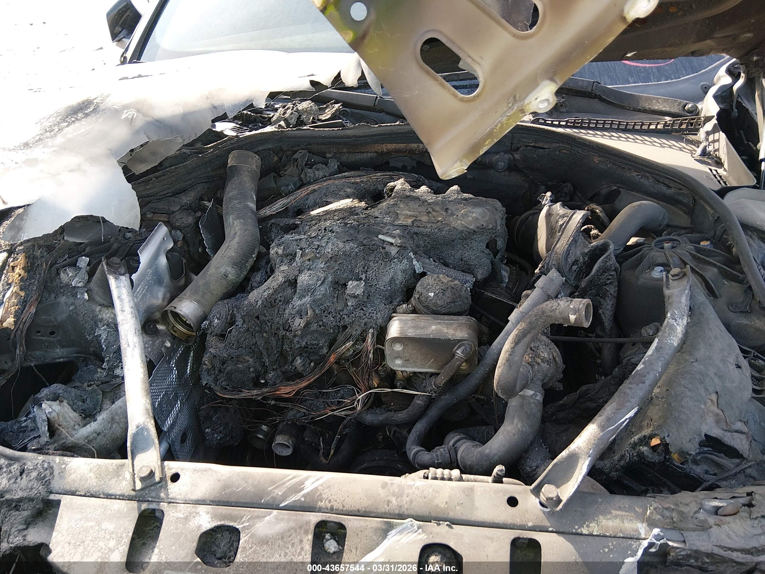 BMW 528I image 10