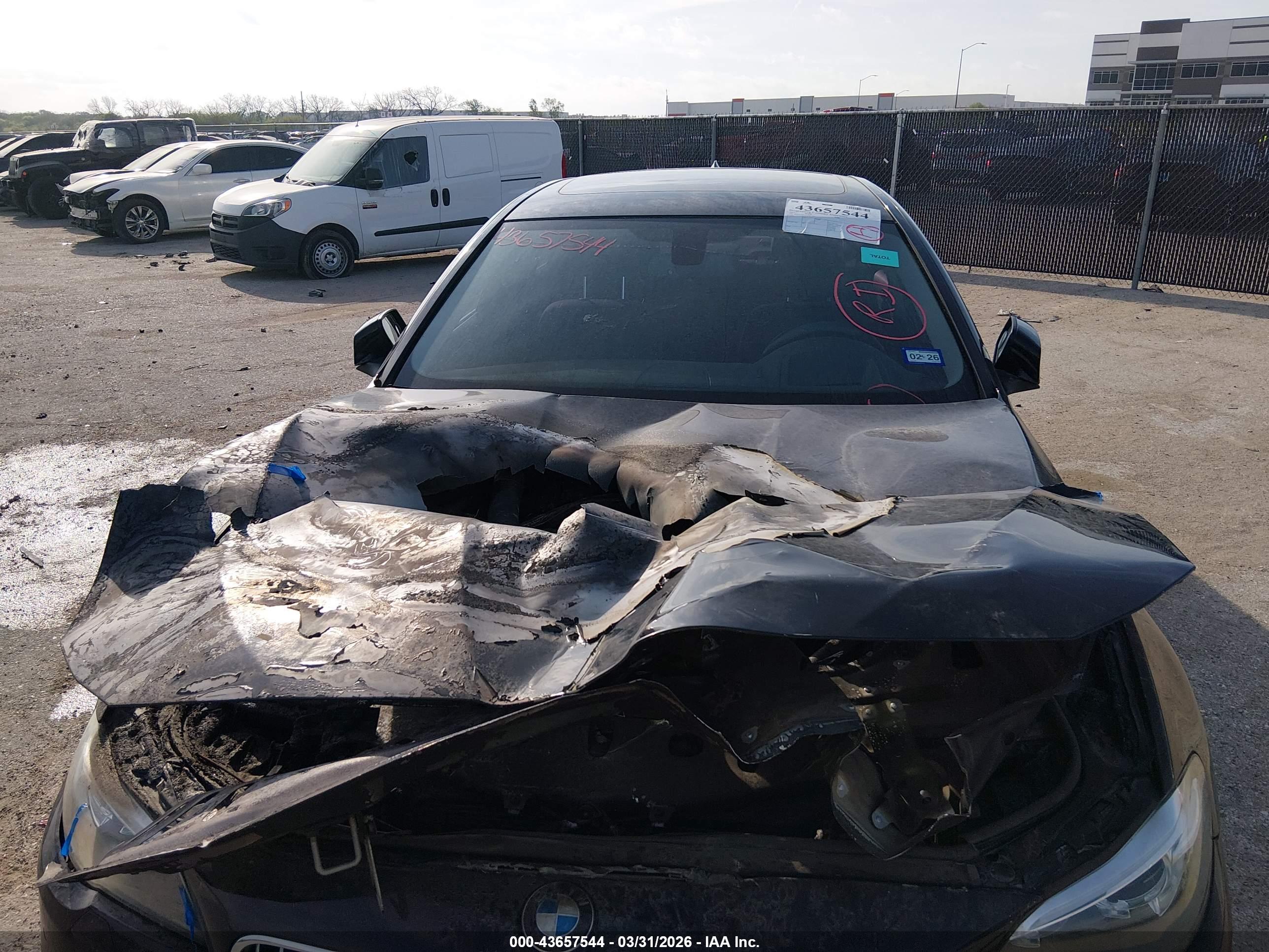 BMW 528I image 6