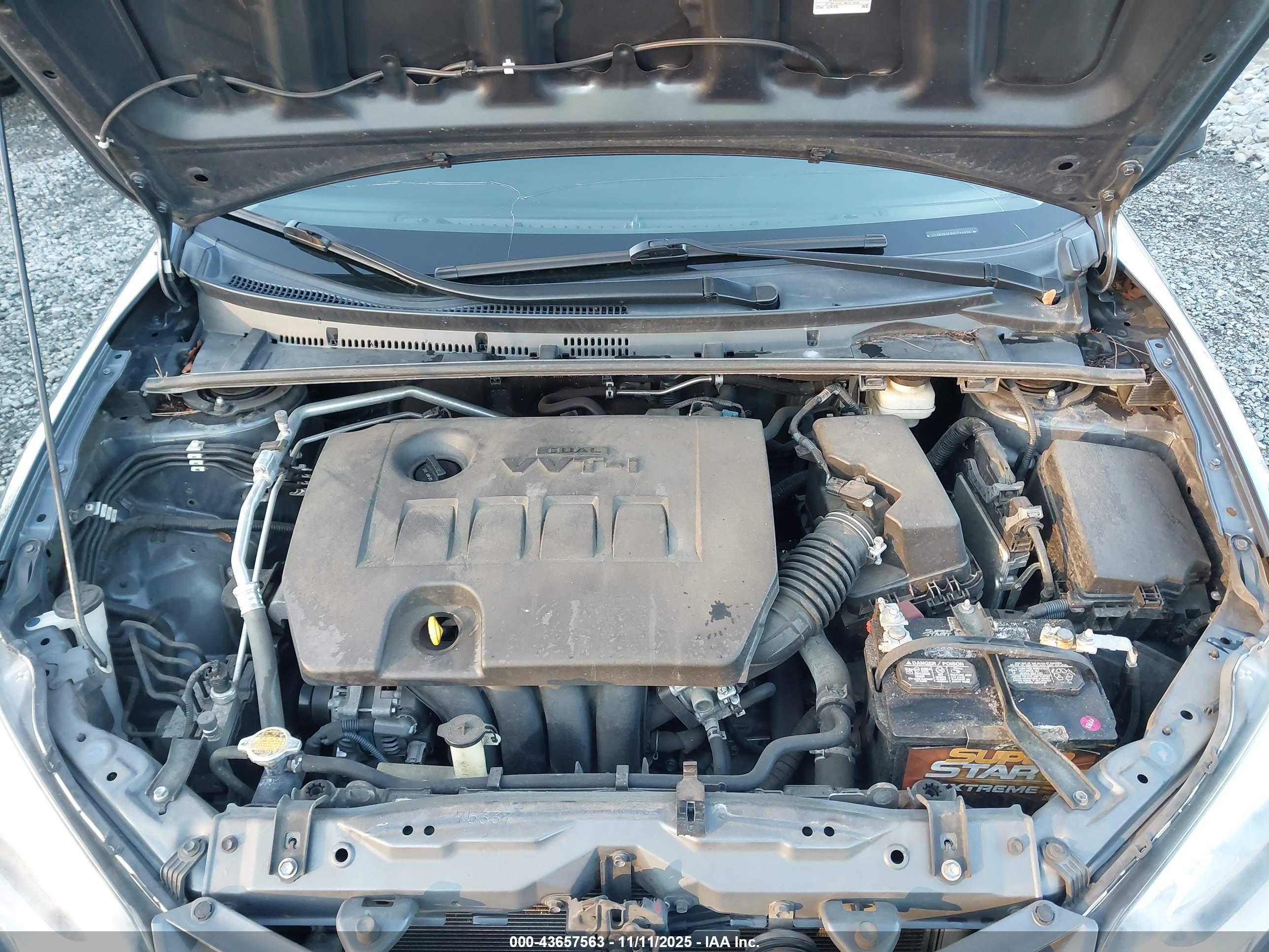 TOYOTA COROLLA image 10