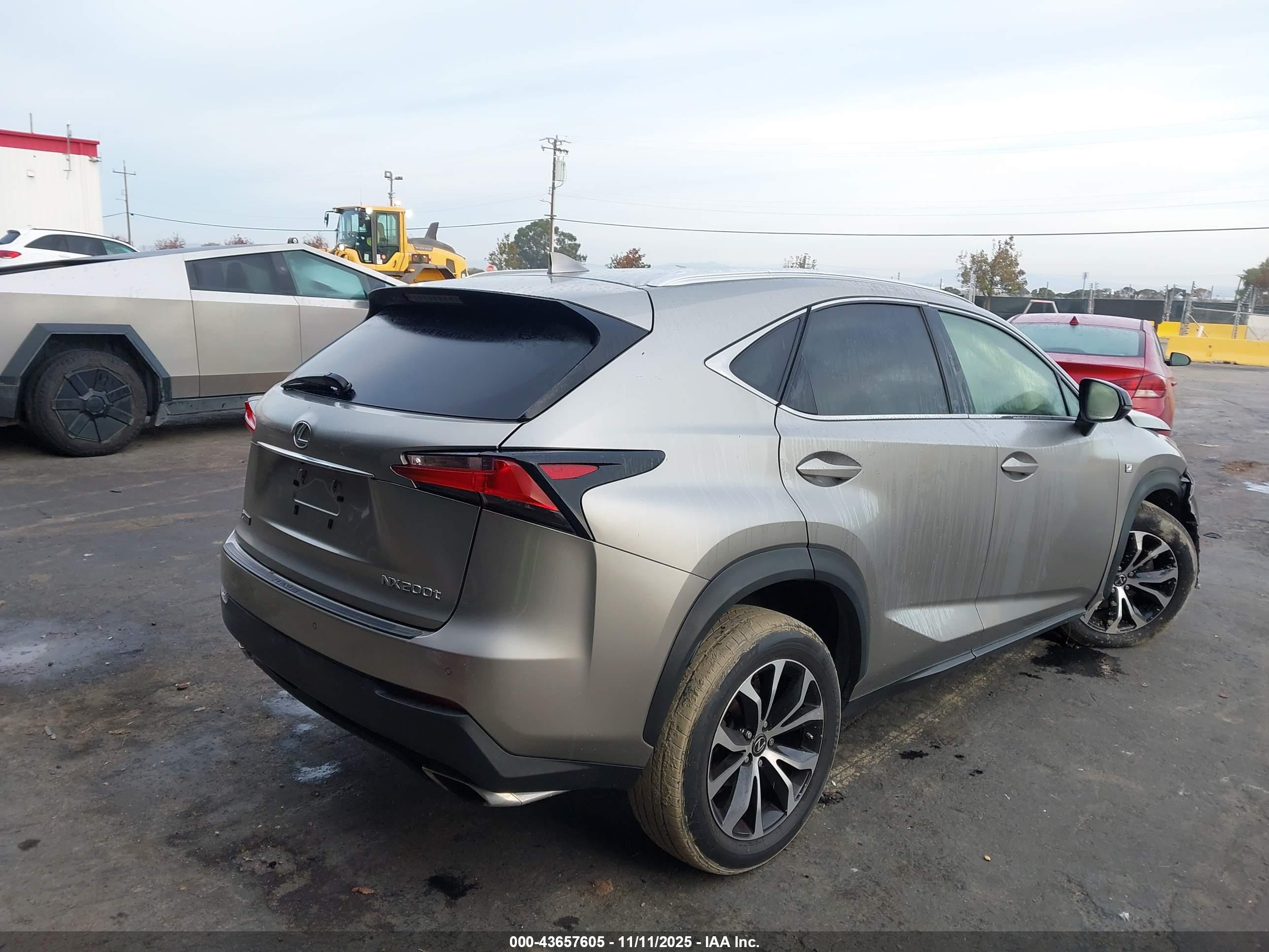 LEXUS NX image 4