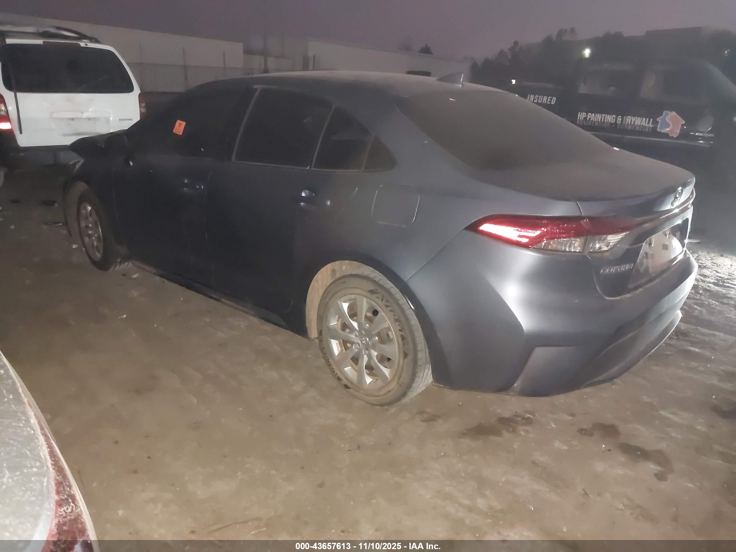 TOYOTA COROLLA image 3
