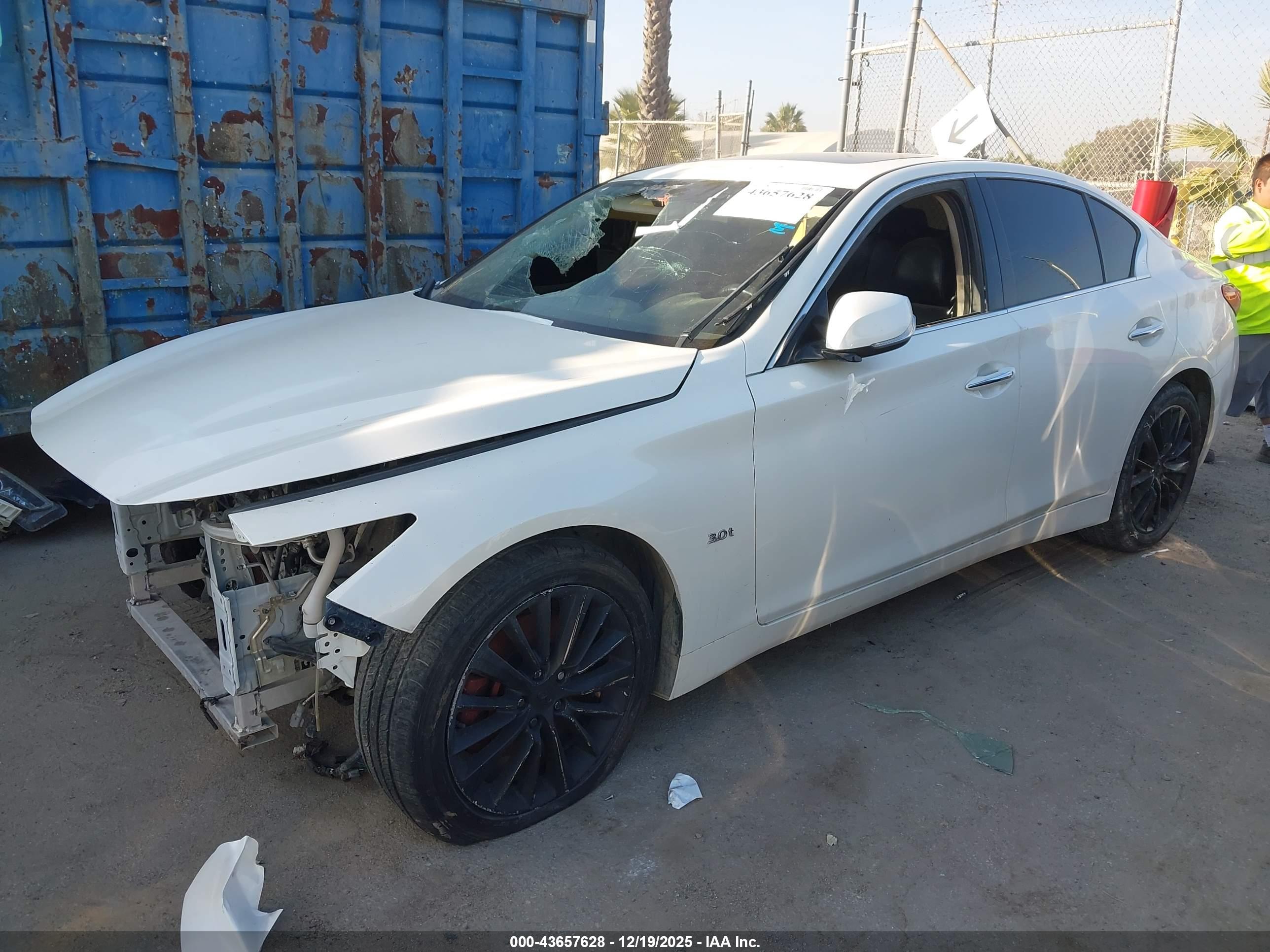 INFINITI Q50 image 2