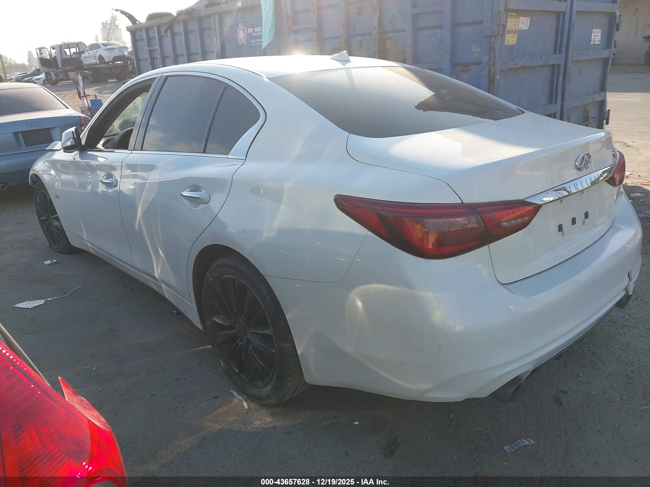 INFINITI Q50 image 3