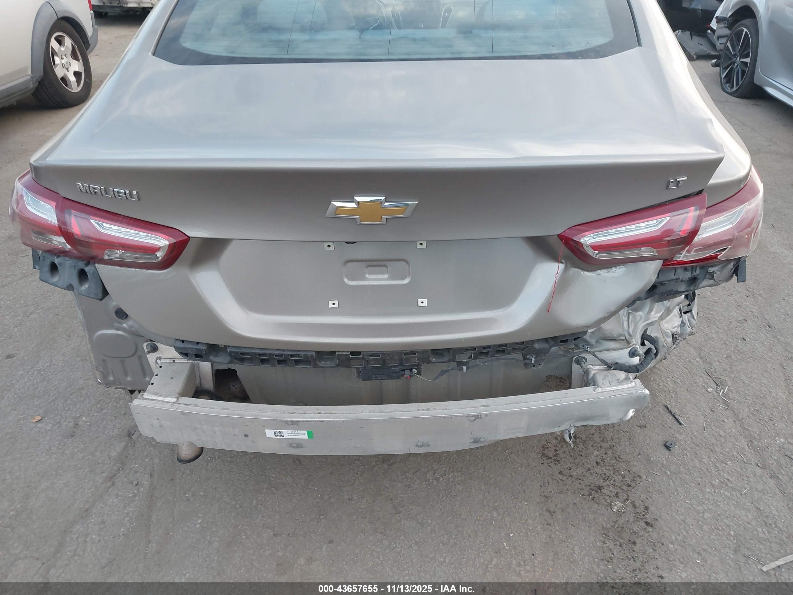 CHEVROLET MALIBU image 6