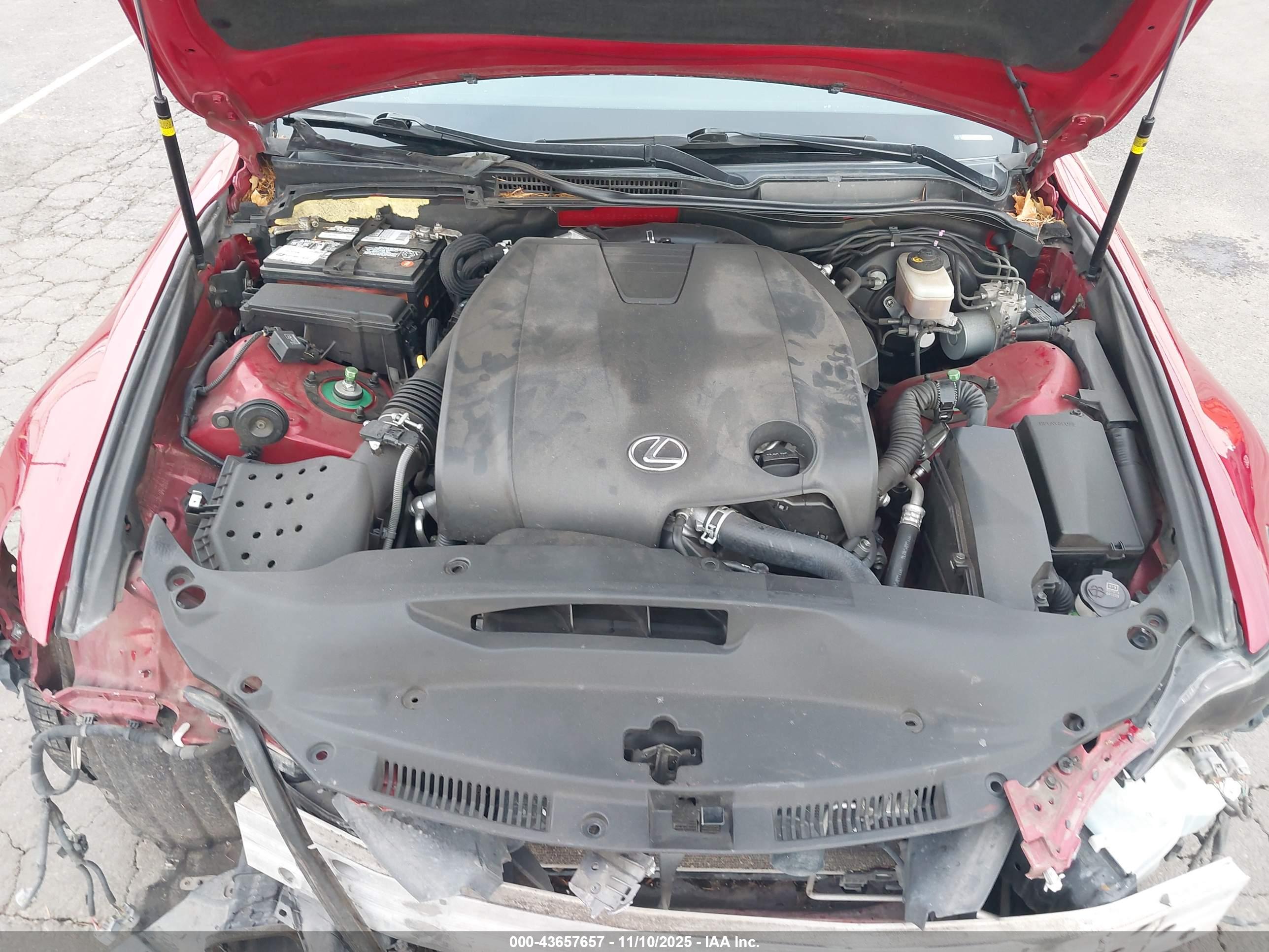 LEXUS IS image 10