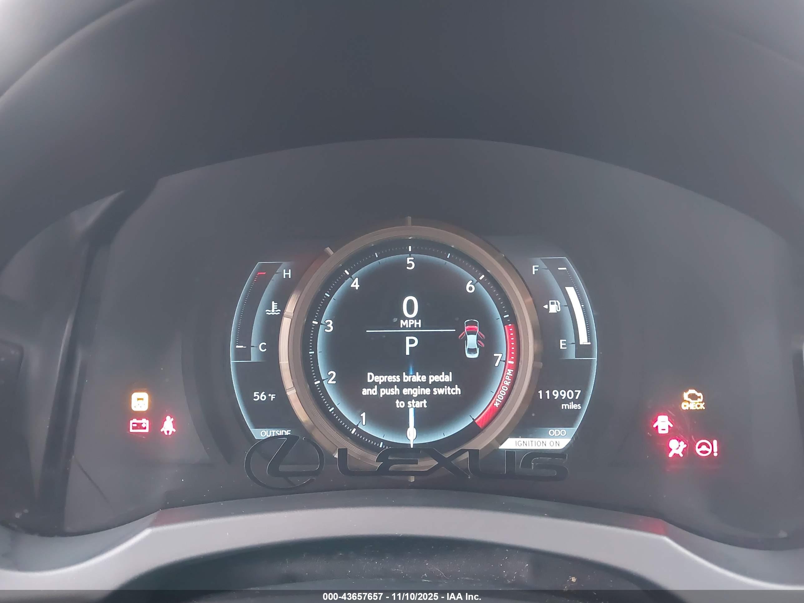 LEXUS IS image 7
