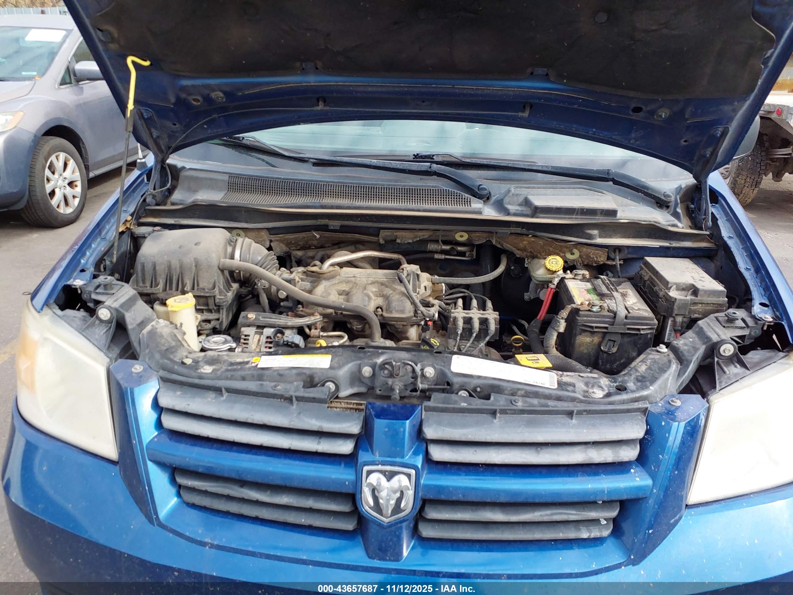 DODGE GRAND image 10