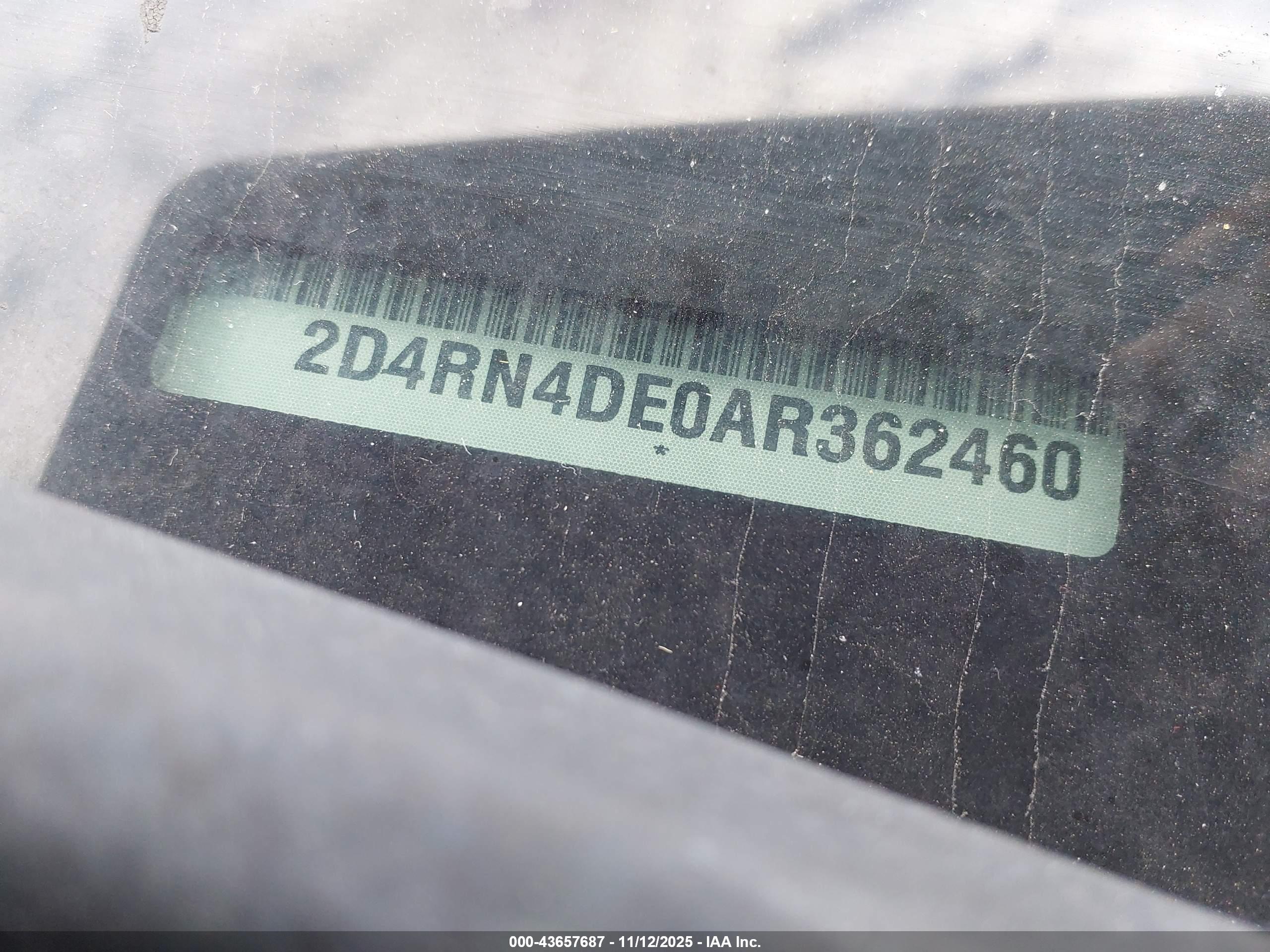 DODGE GRAND image 9