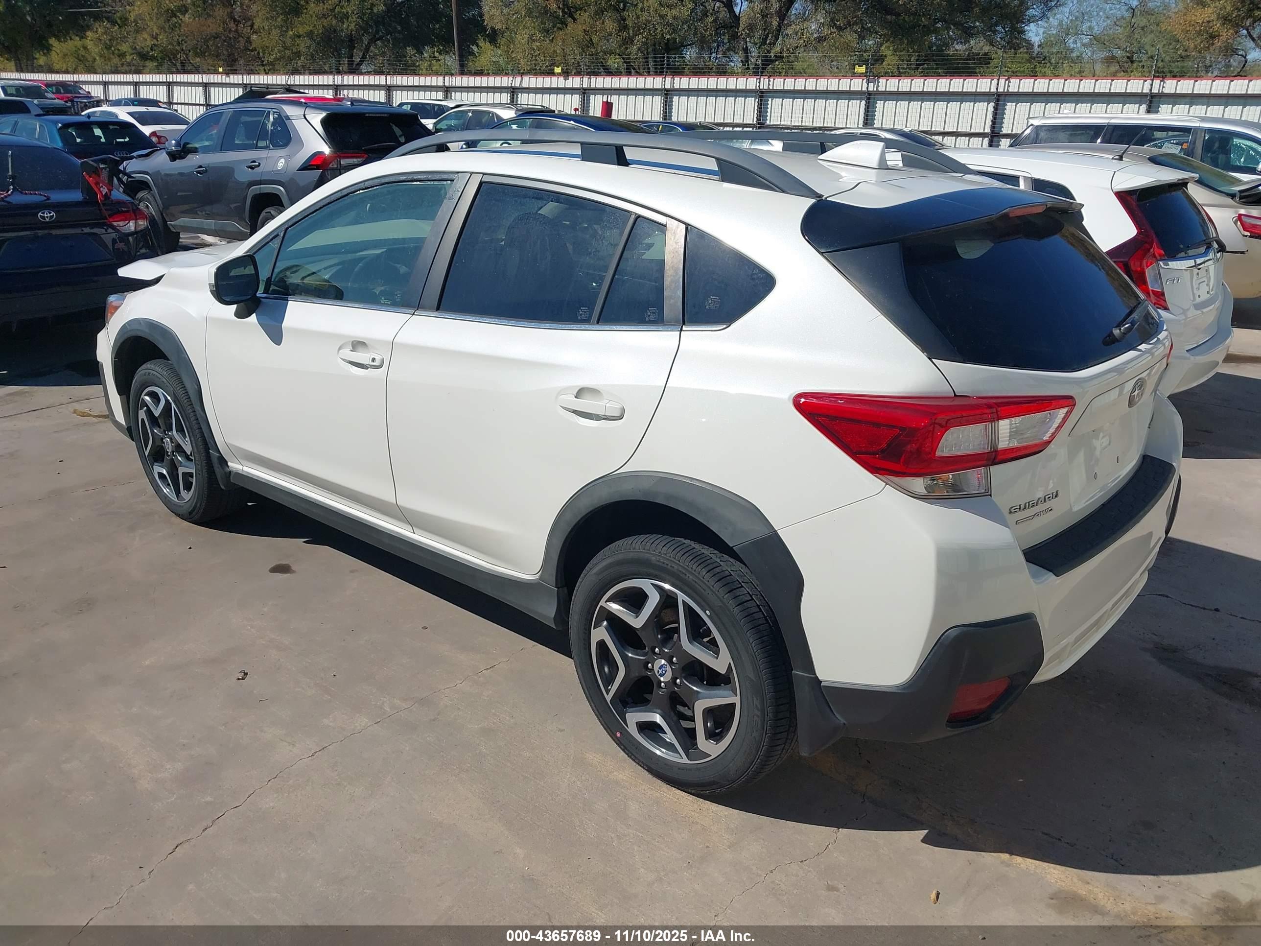 SUBARU CROSSTREK image 3