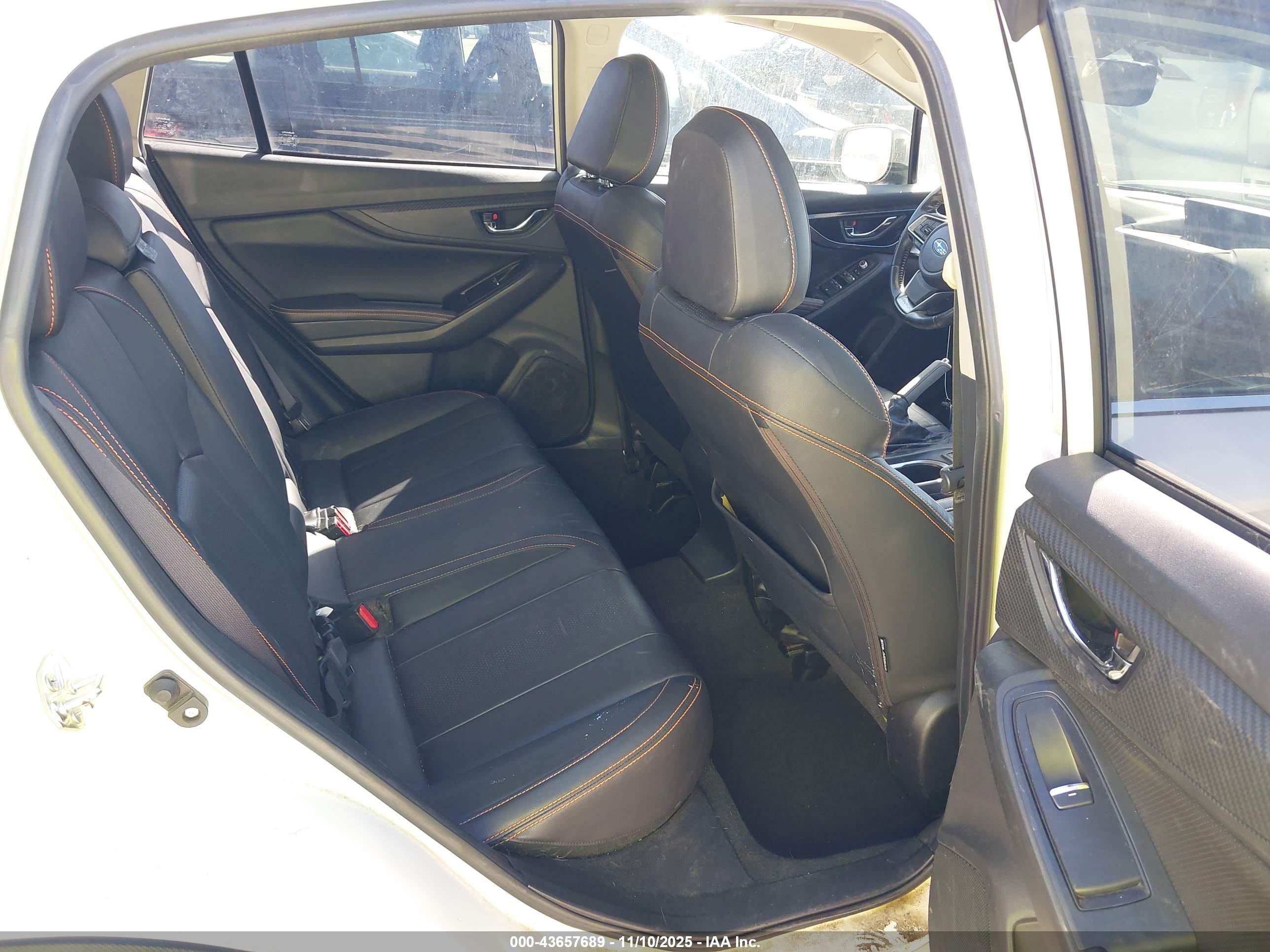 SUBARU CROSSTREK image 8