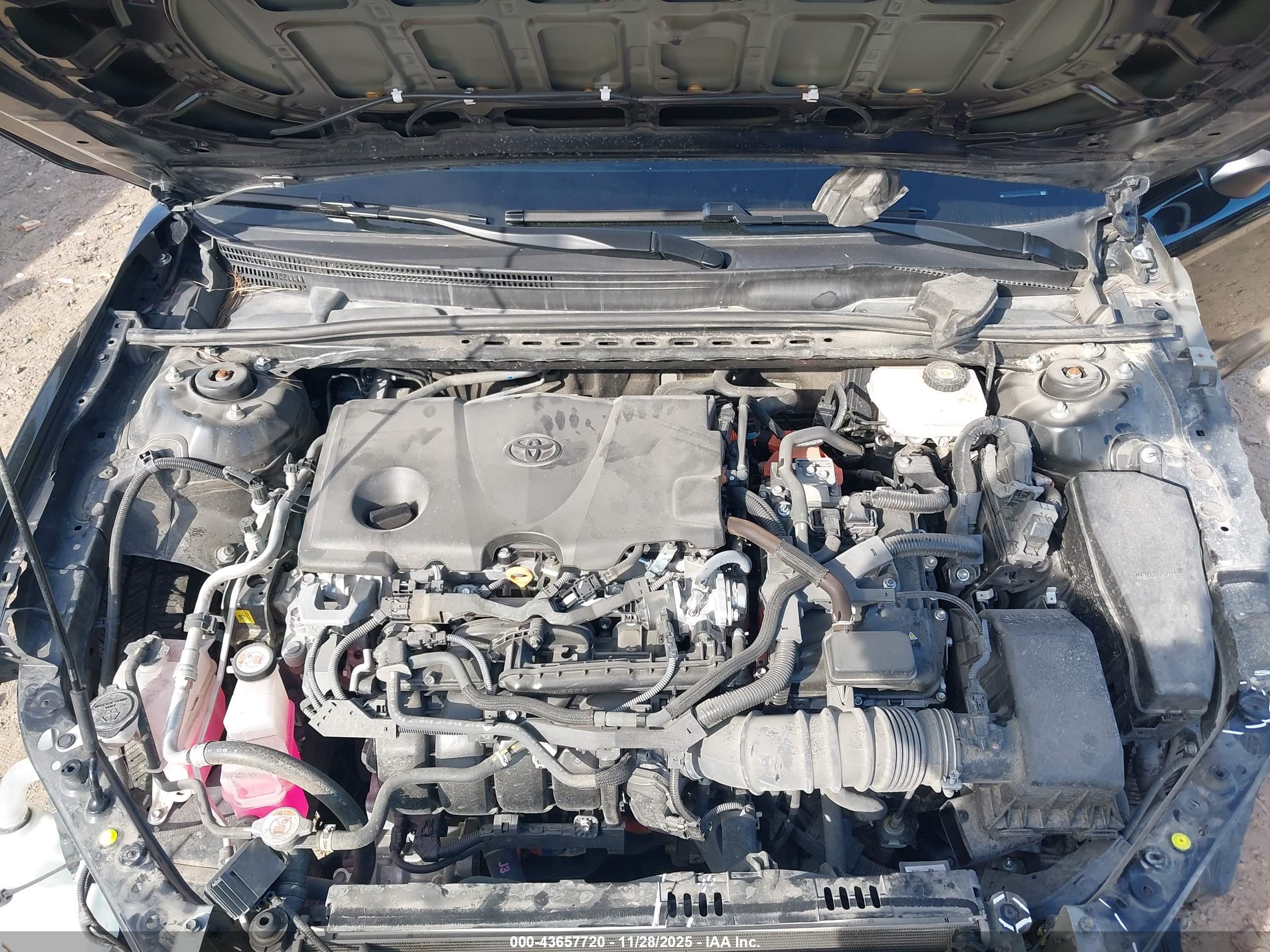 TOYOTA CAMRY image 10