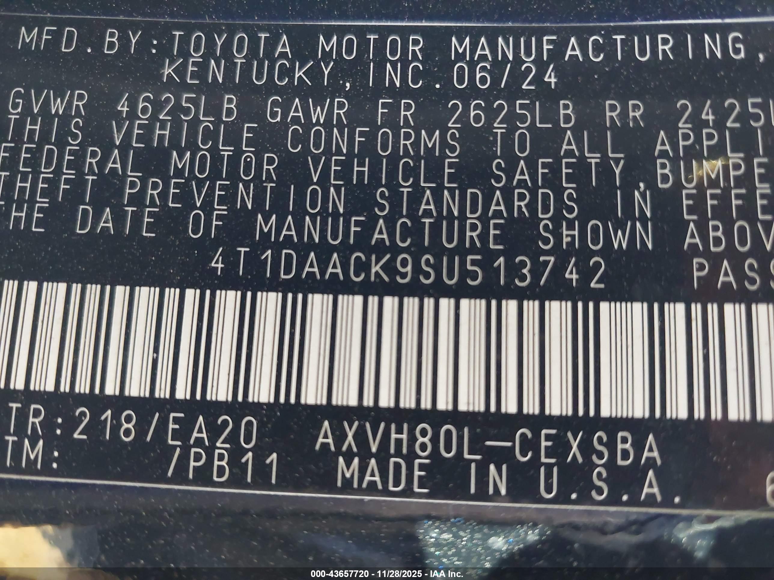 TOYOTA CAMRY image 9