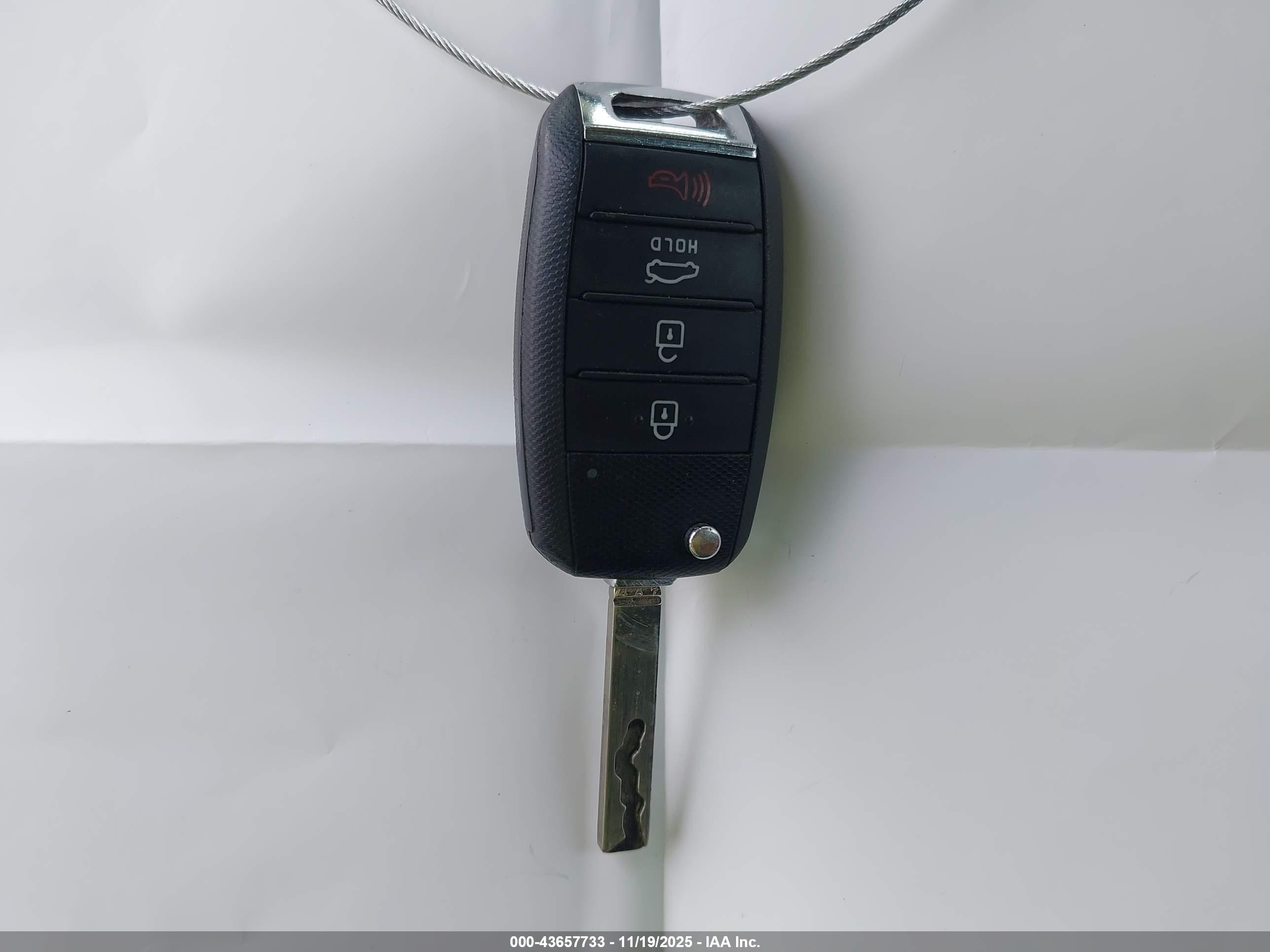 KIA OPTIMA image 11
