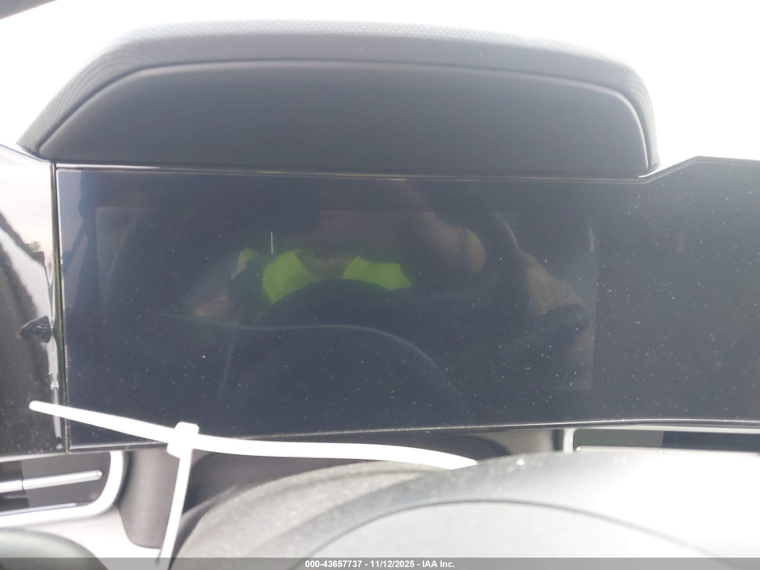 HYUNDAI ELANTRA image 7