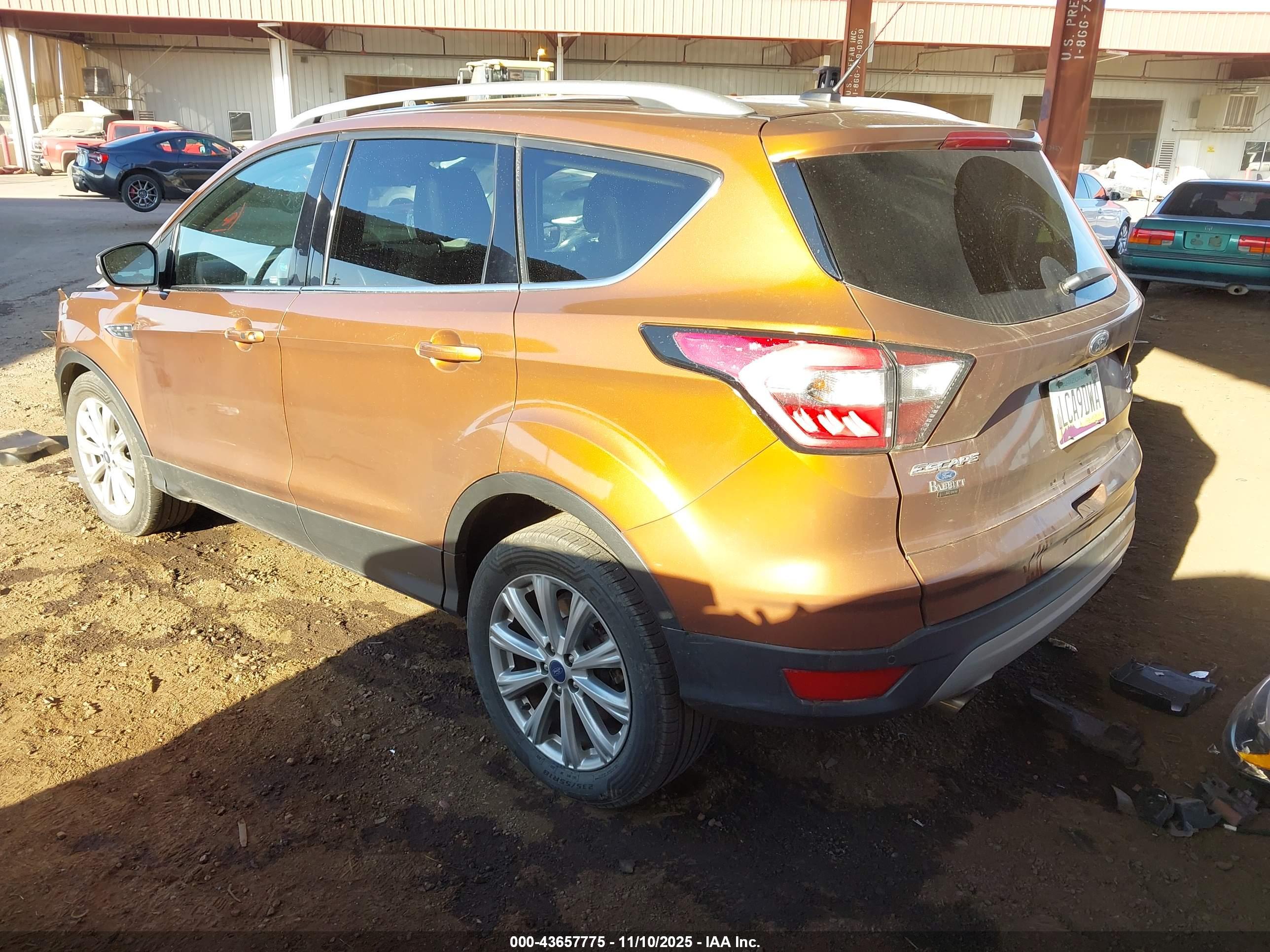 FORD ESCAPE image 3