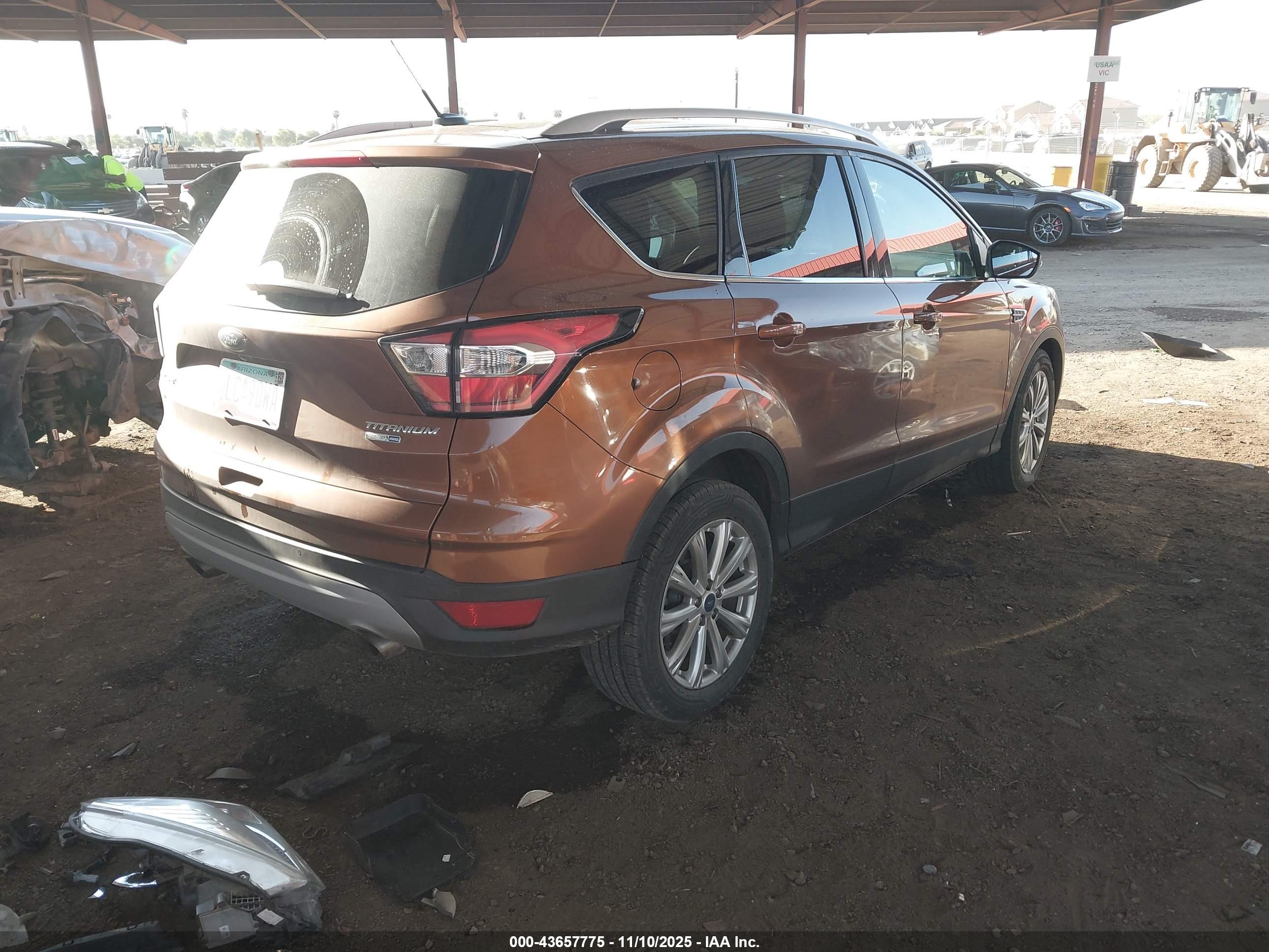FORD ESCAPE image 4