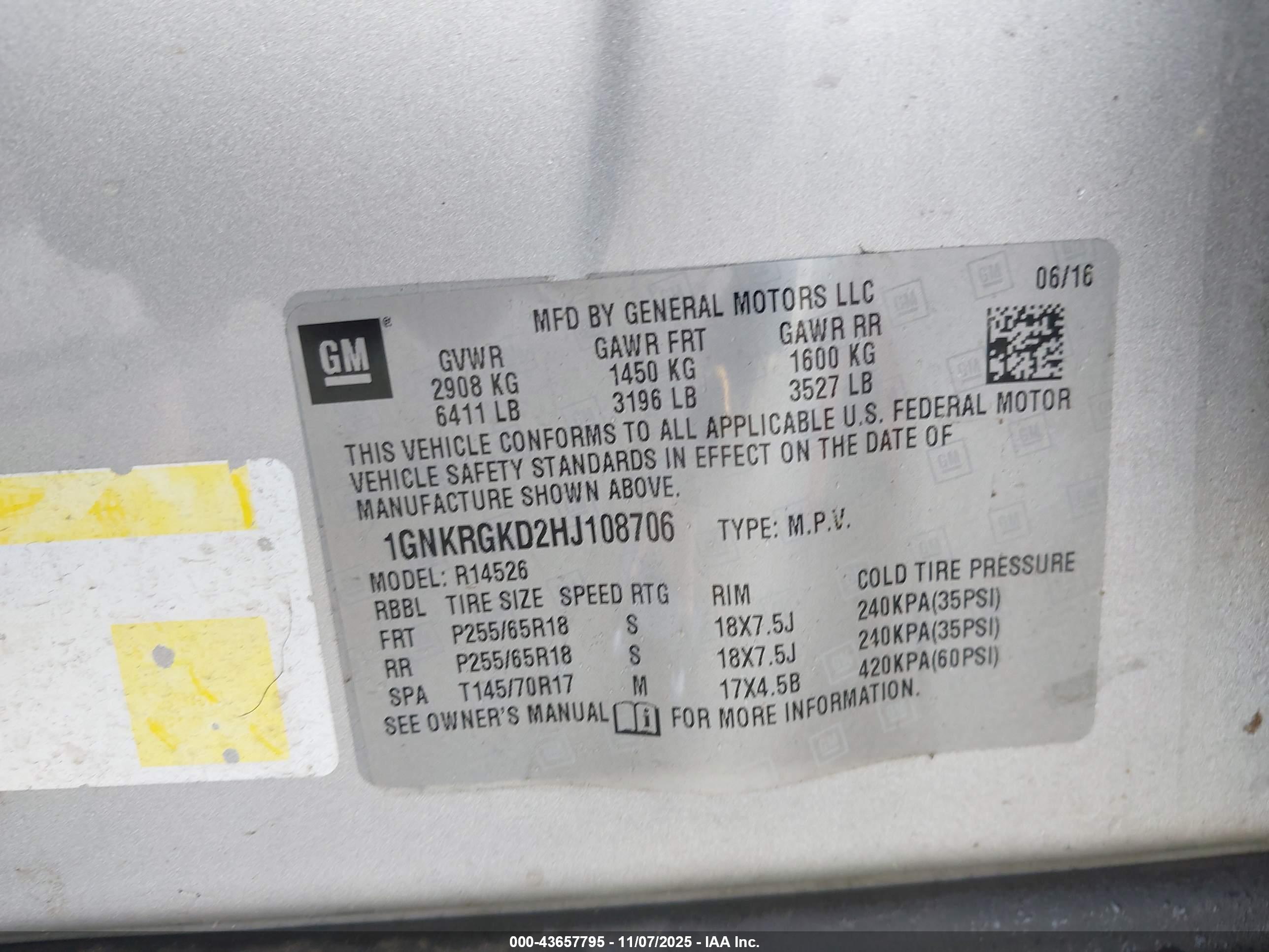 CHEVROLET TRAVERSE image 9