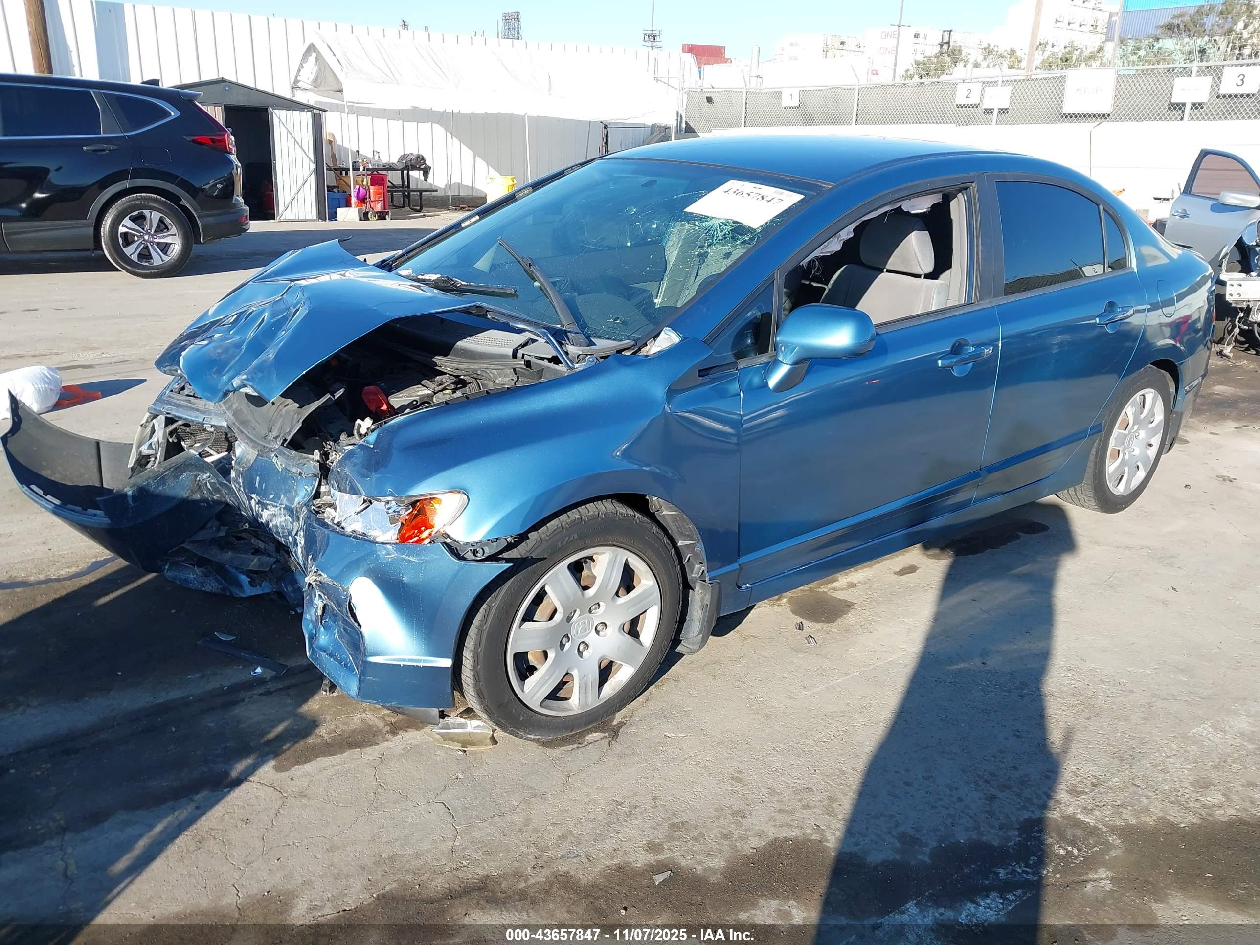 HONDA CIVIC image 2