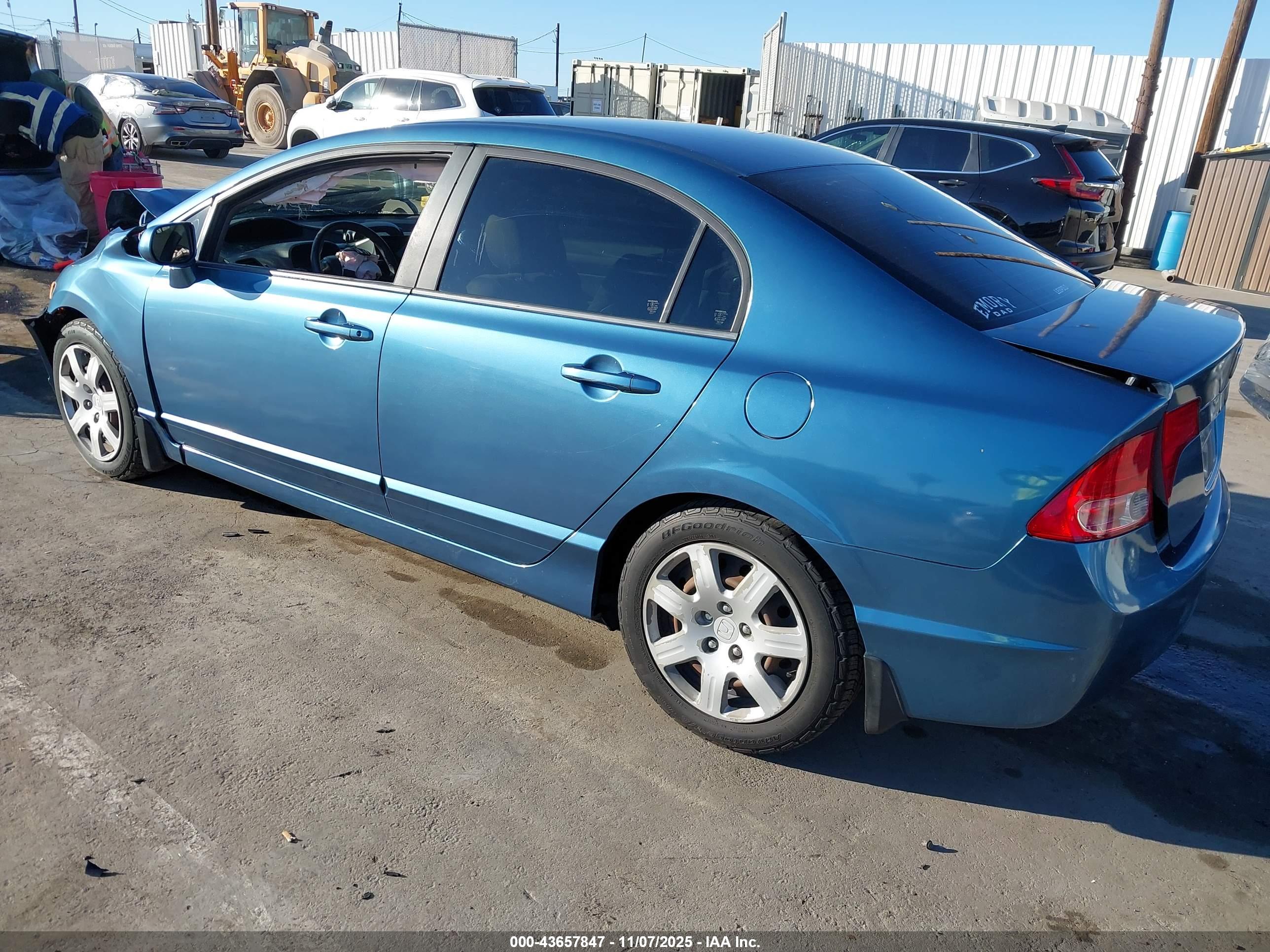 HONDA CIVIC image 3