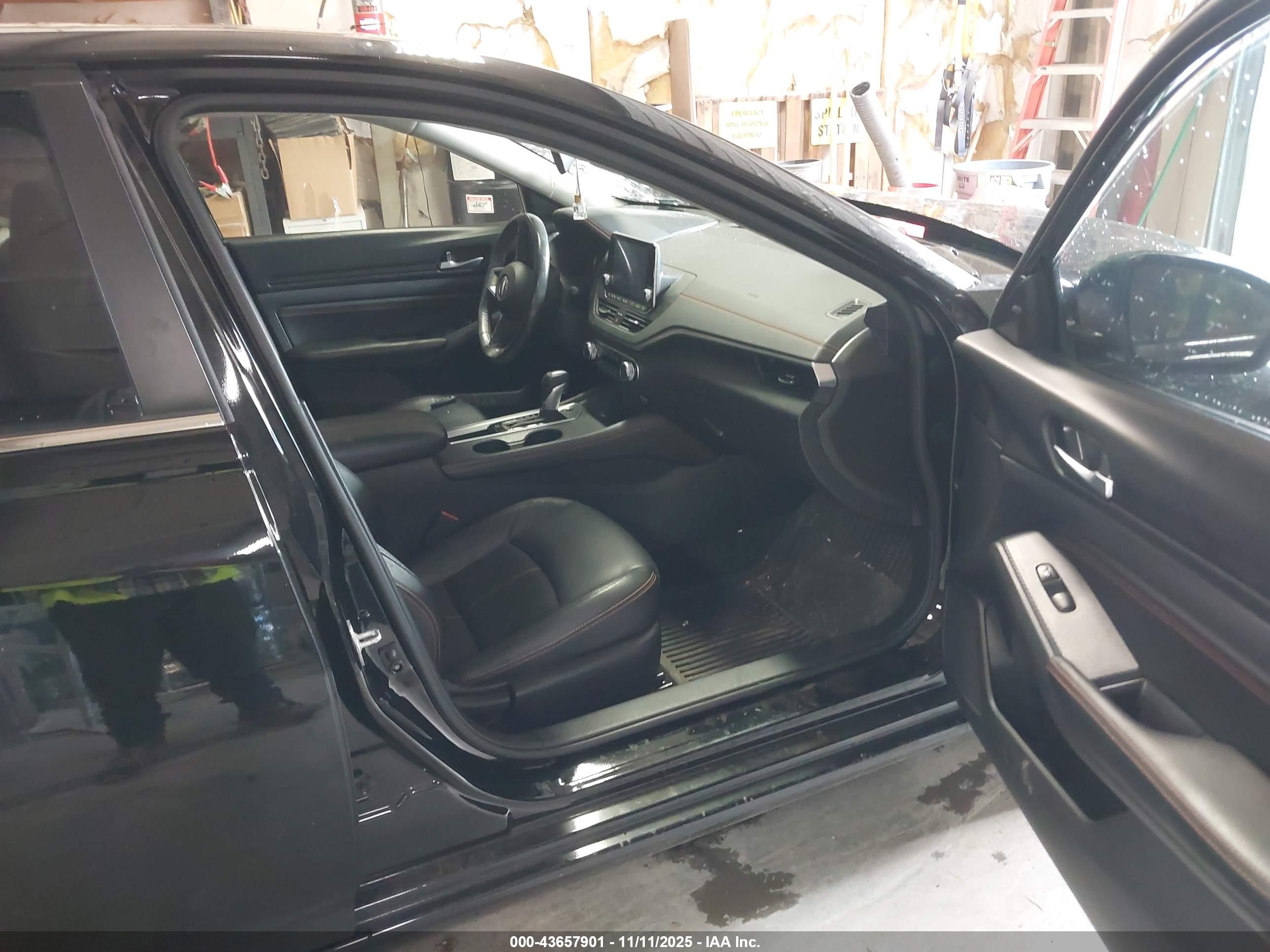 NISSAN ALTIMA image 5