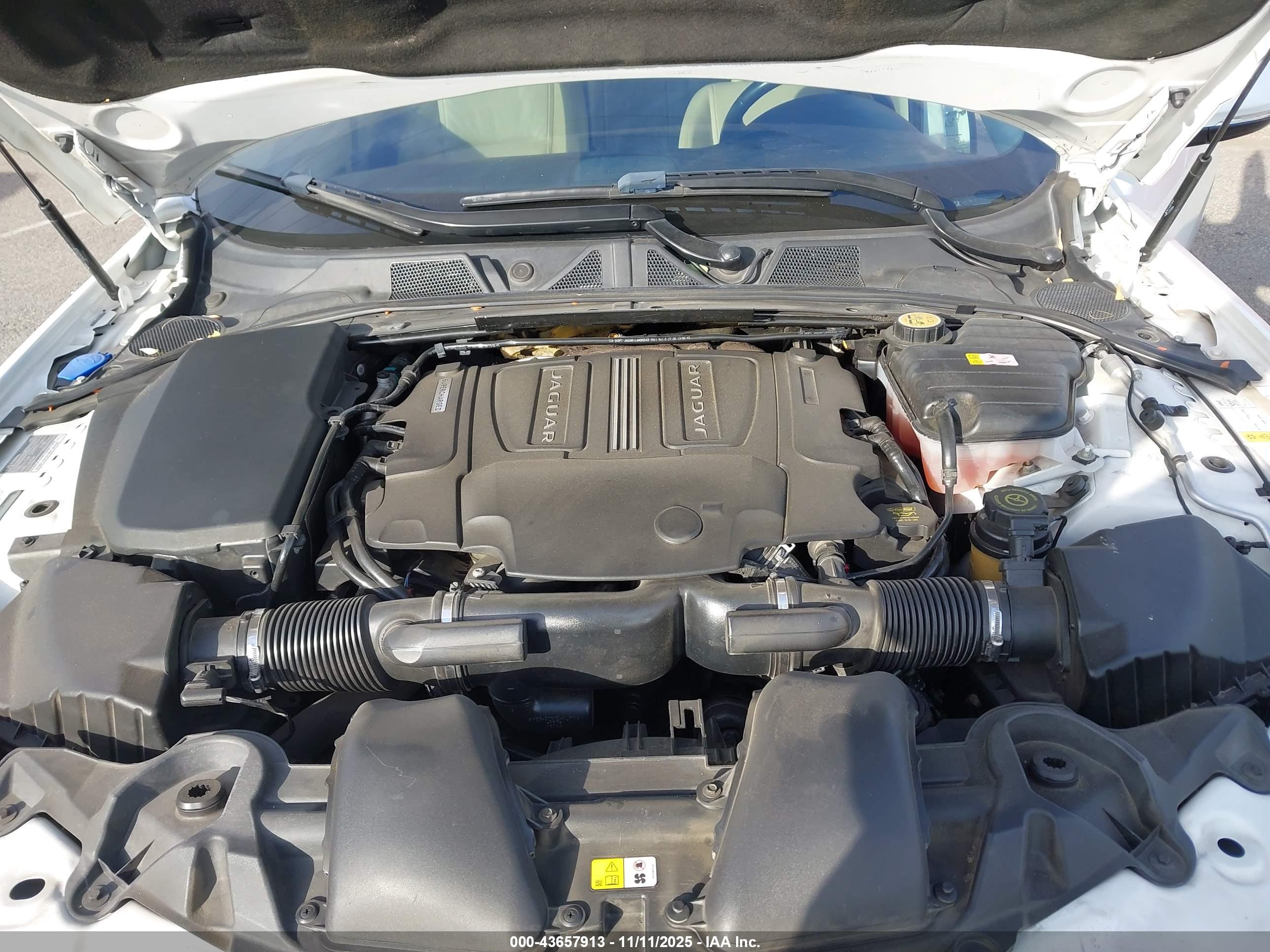 JAGUAR XF image 10