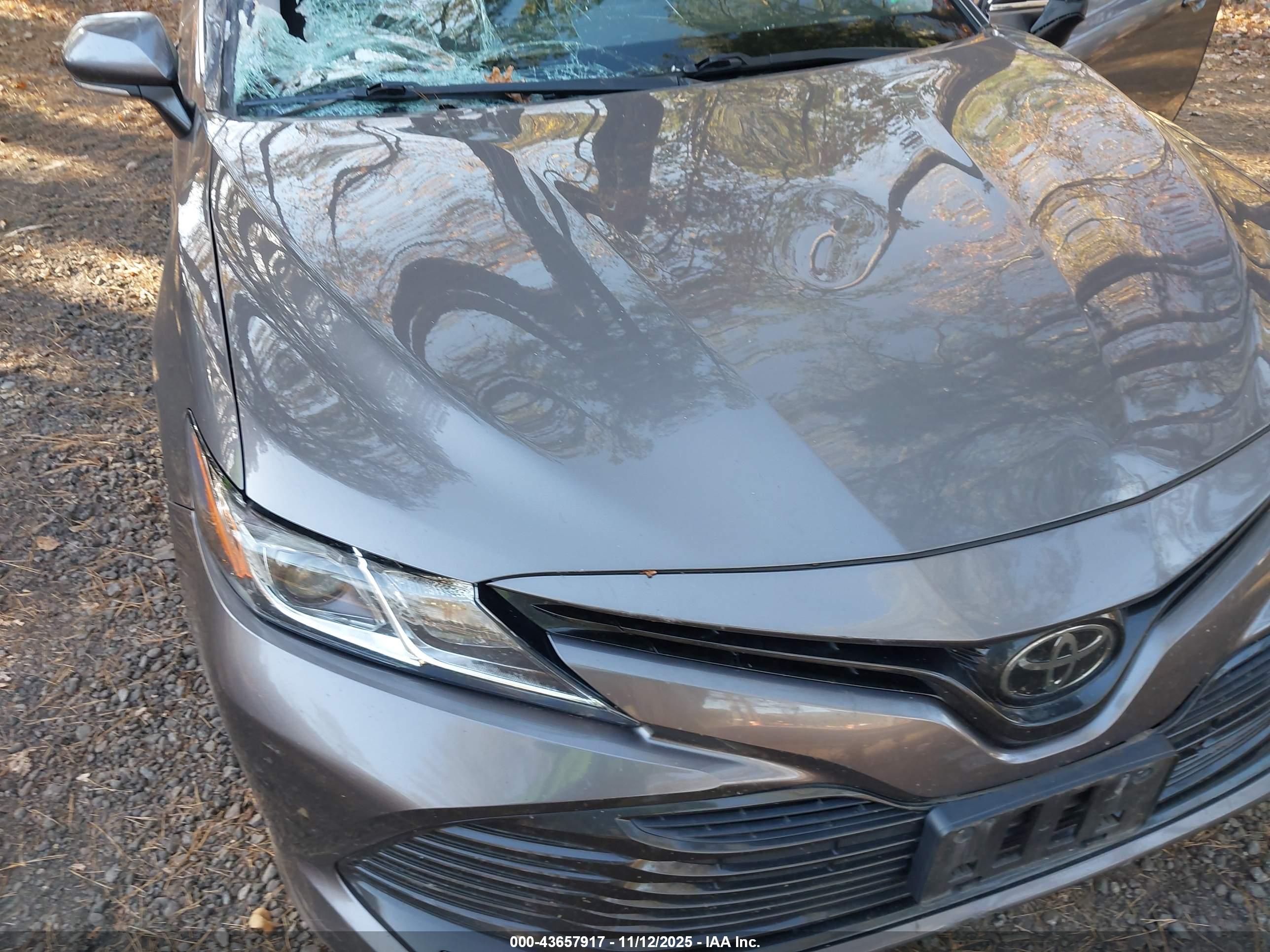 TOYOTA CAMRY image 6