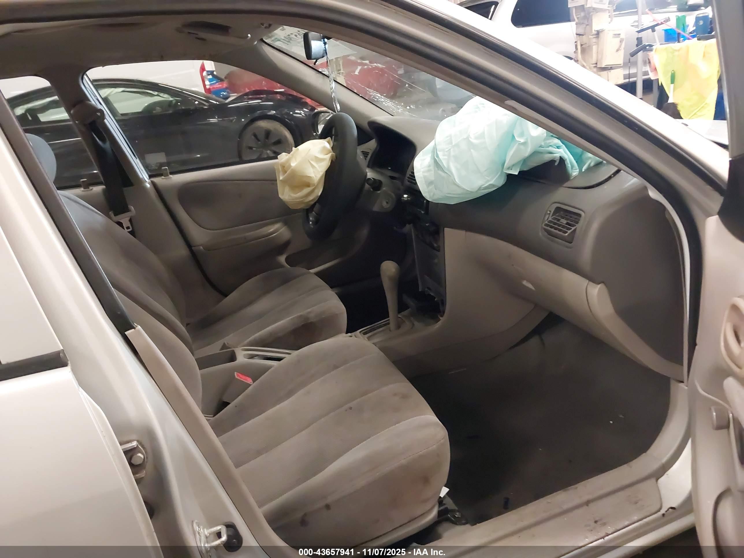 TOYOTA COROLLA image 5