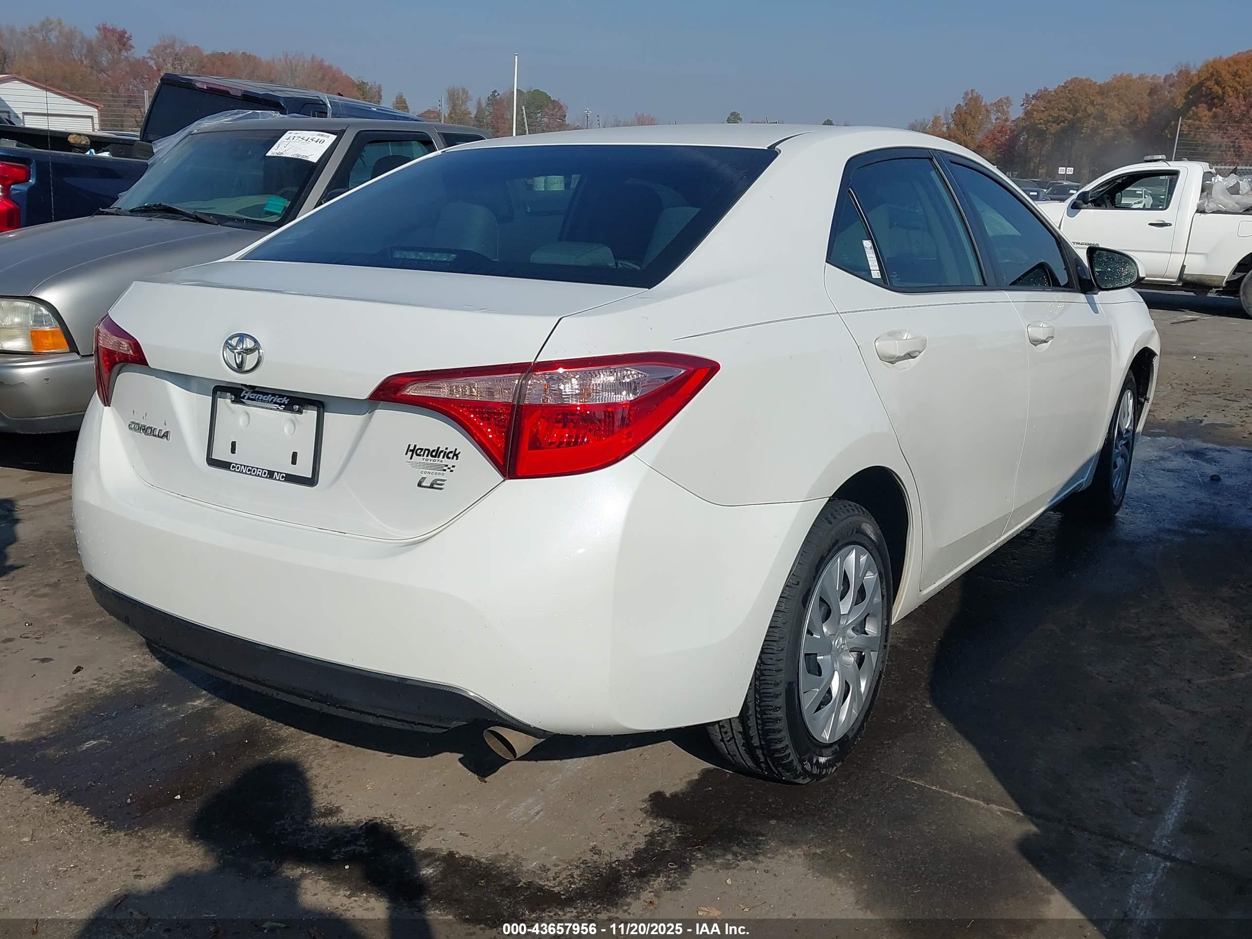 TOYOTA COROLLA image 4