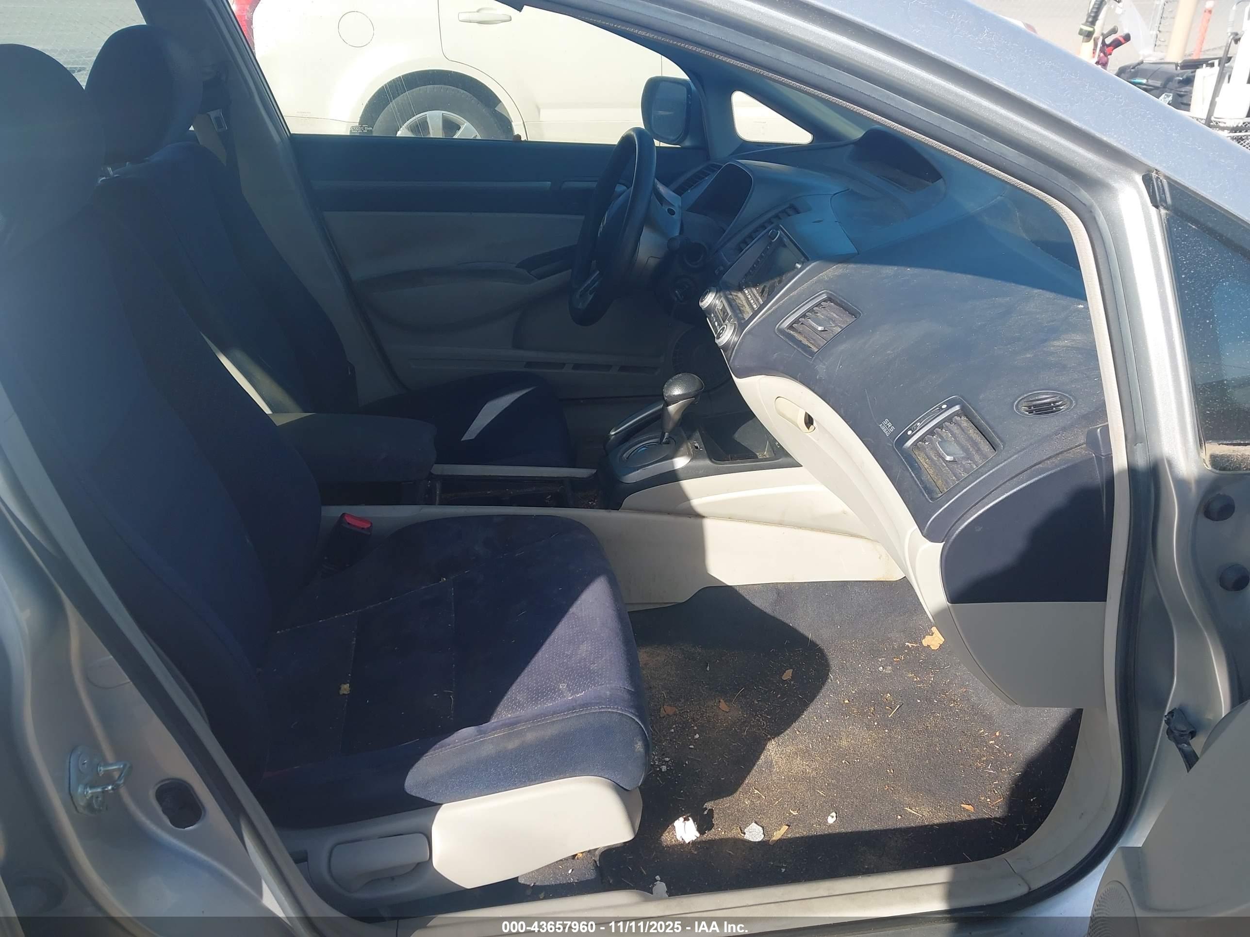 HONDA CIVIC image 5
