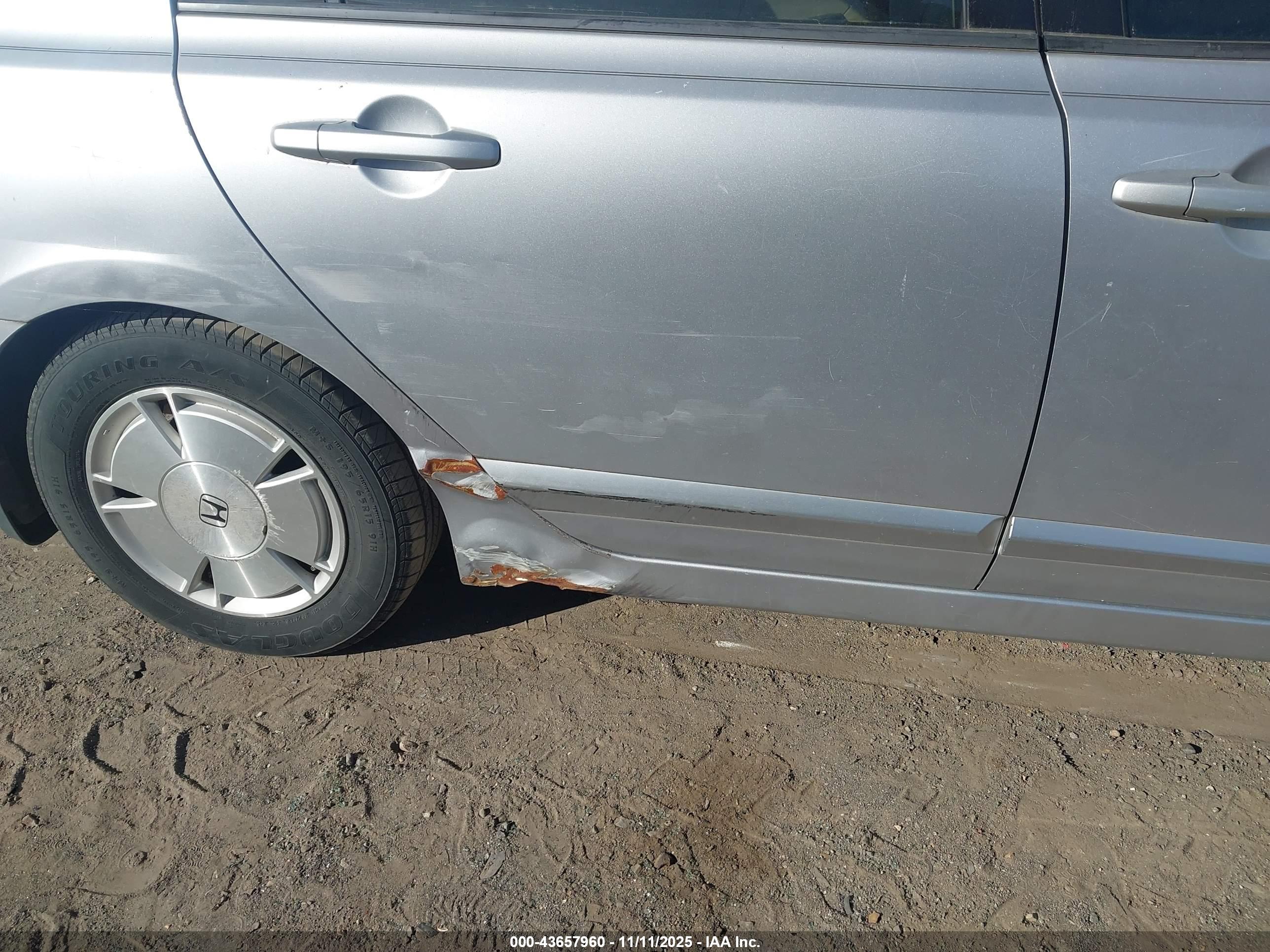 HONDA CIVIC image 6