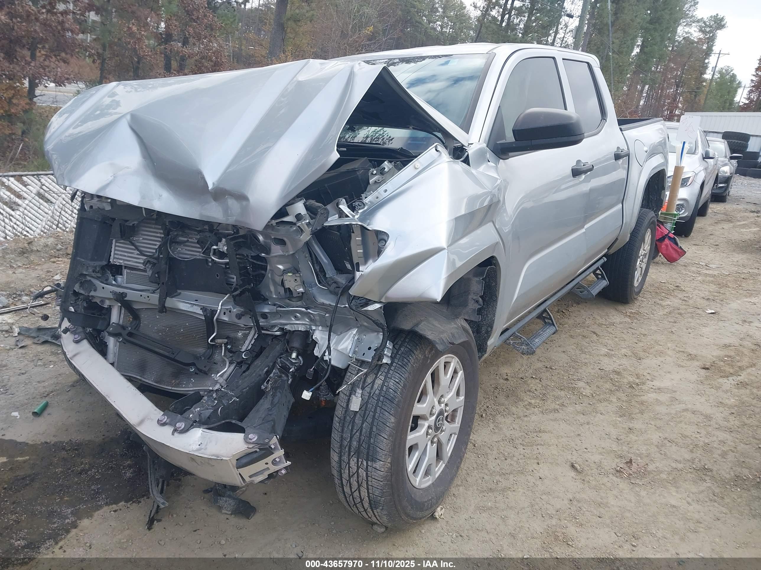 TOYOTA TACOMA image 2