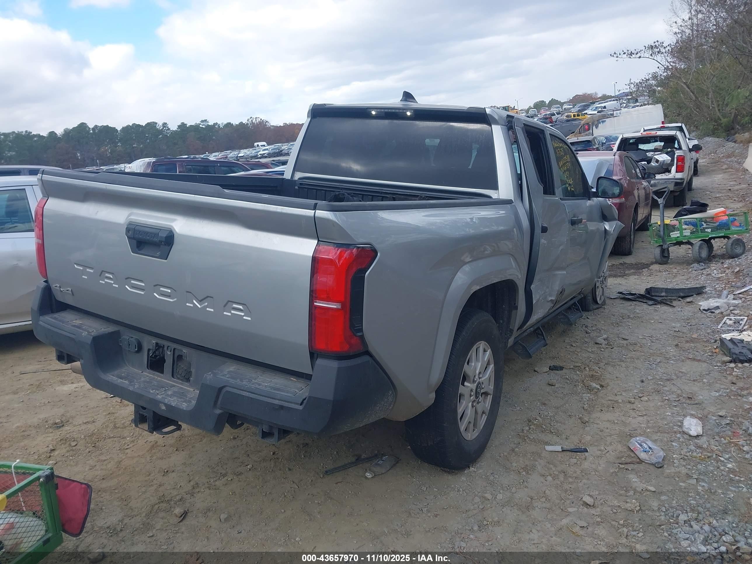 TOYOTA TACOMA image 4