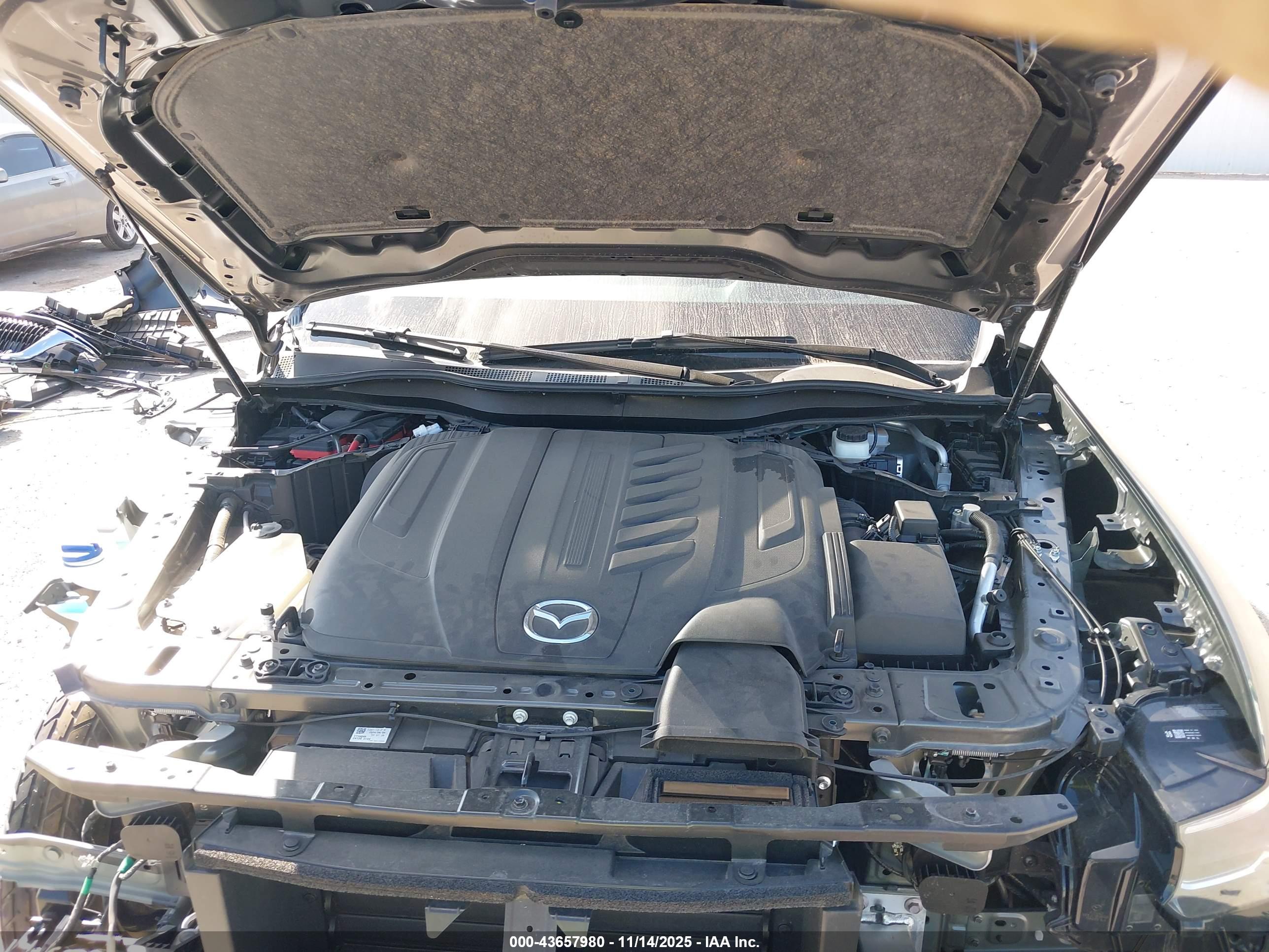 MAZDA CX-90 image 10