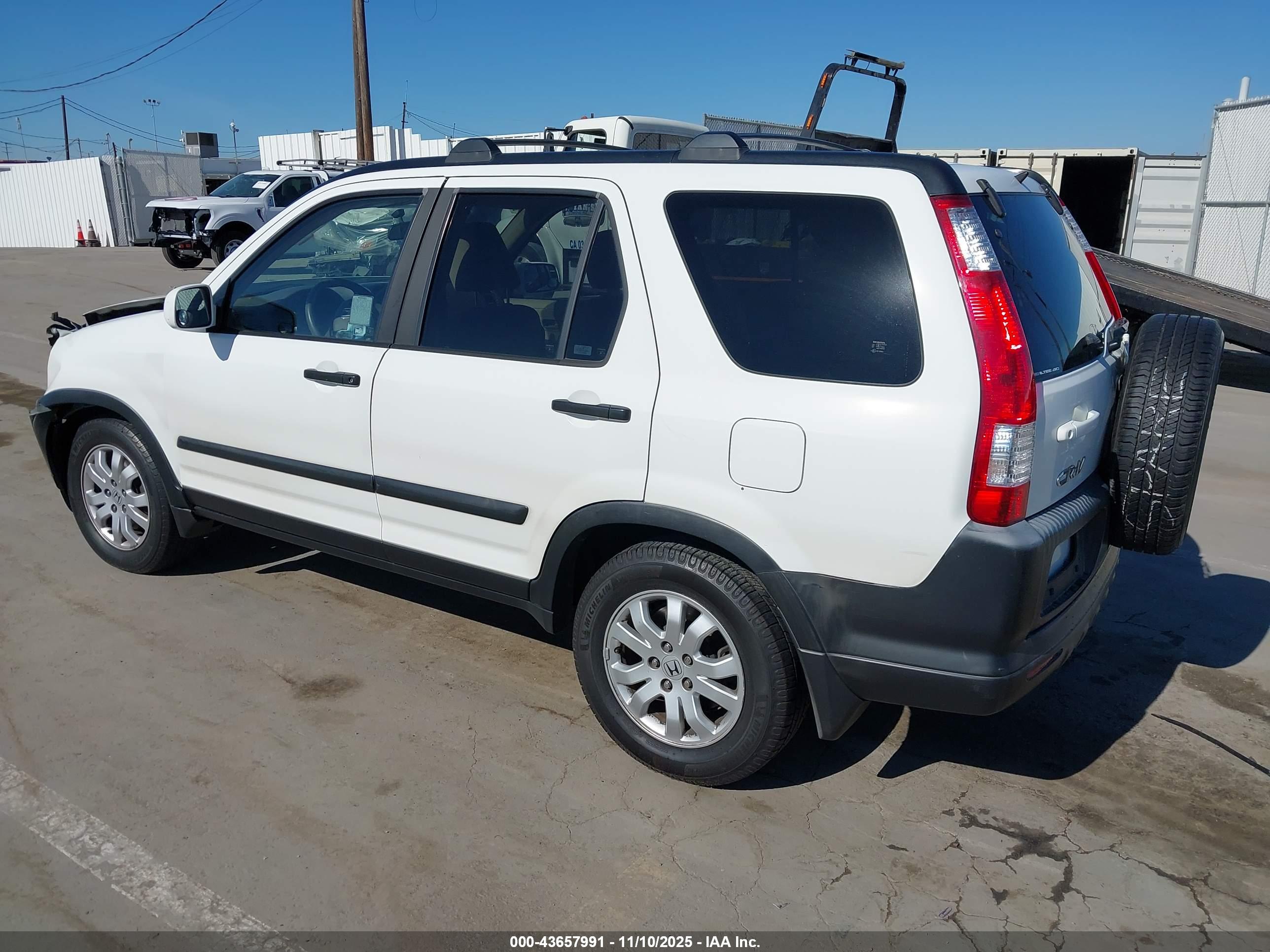 HONDA CR-V image 3