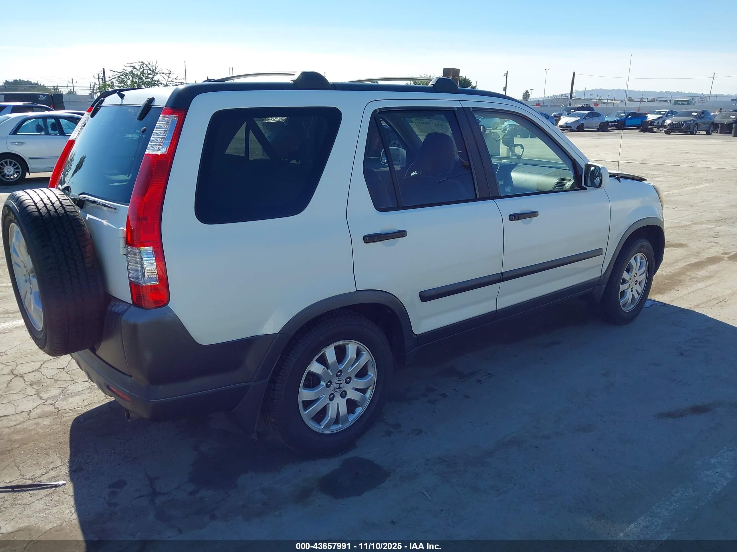 HONDA CR-V image 4