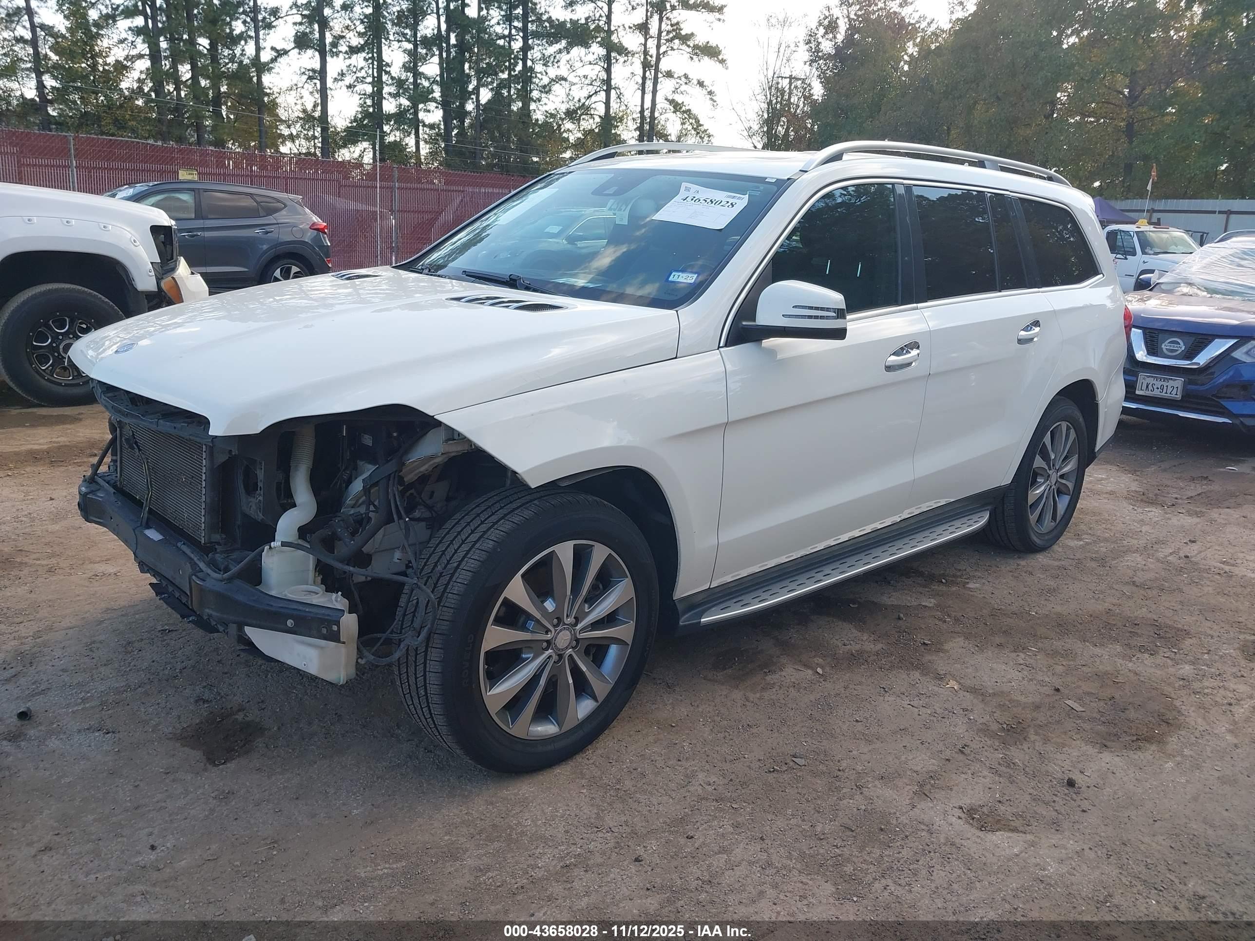 MERCEDES-BENZ GL image 2