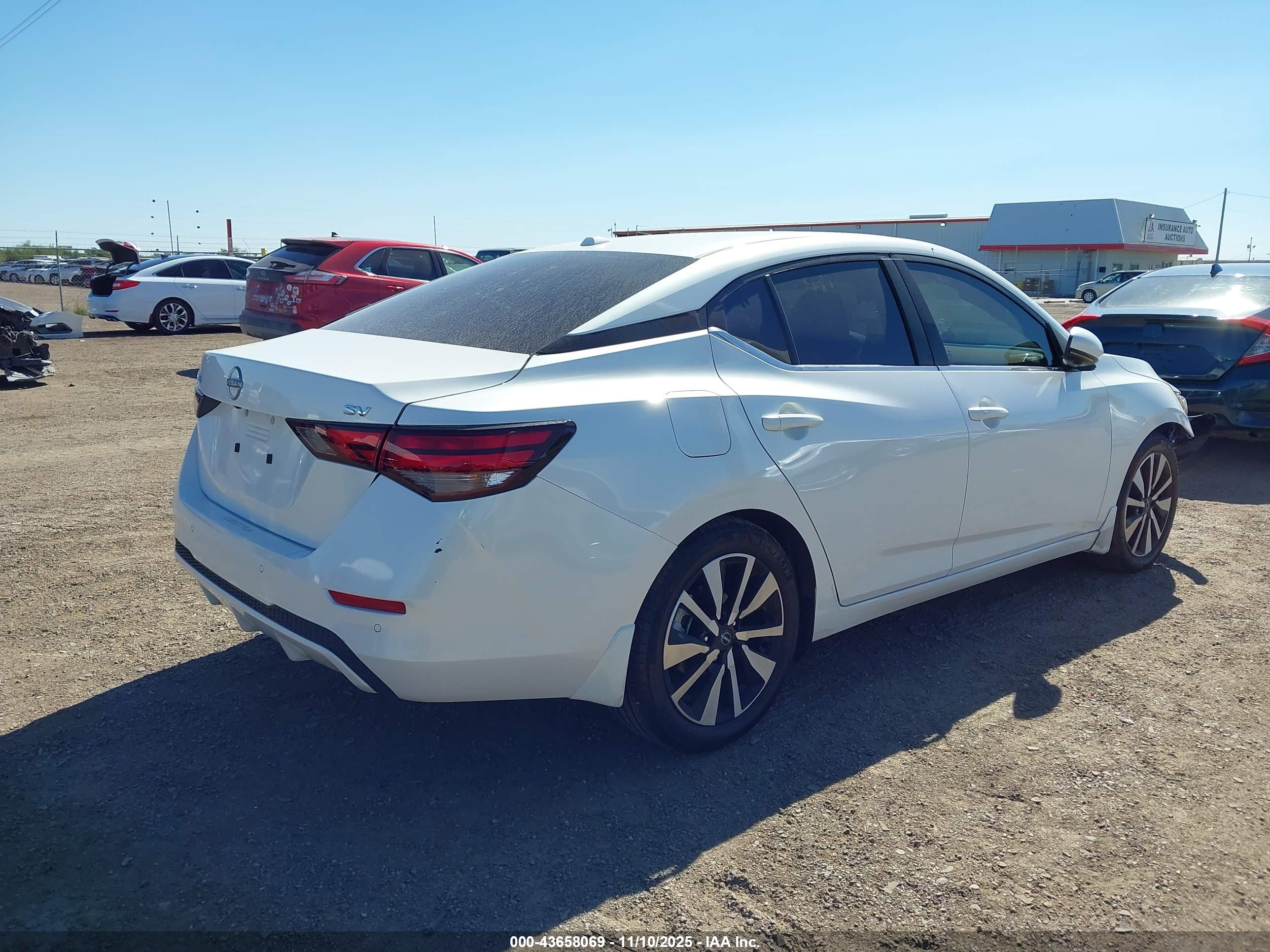 NISSAN SENTRA image 4