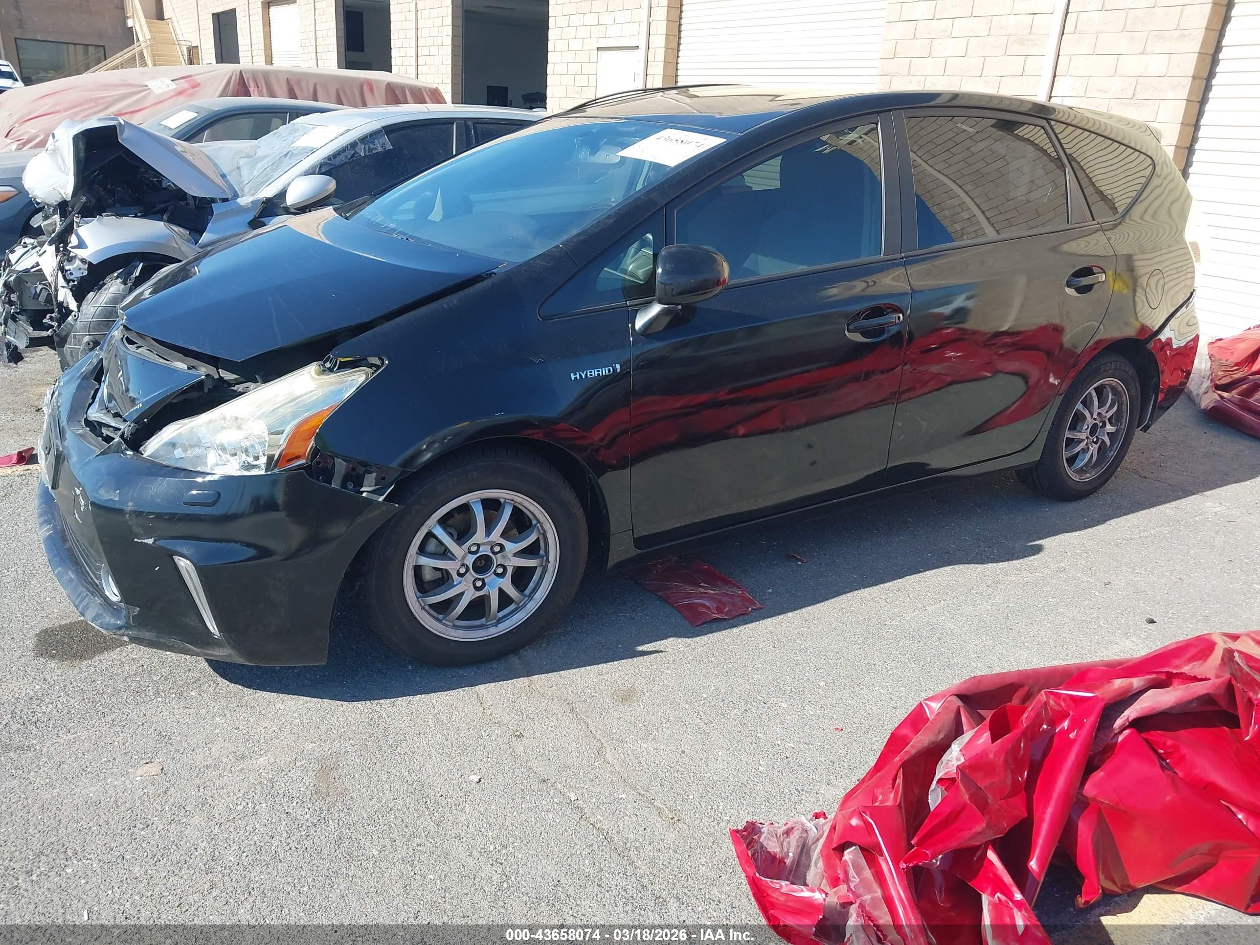TOYOTA PRIUS image 2