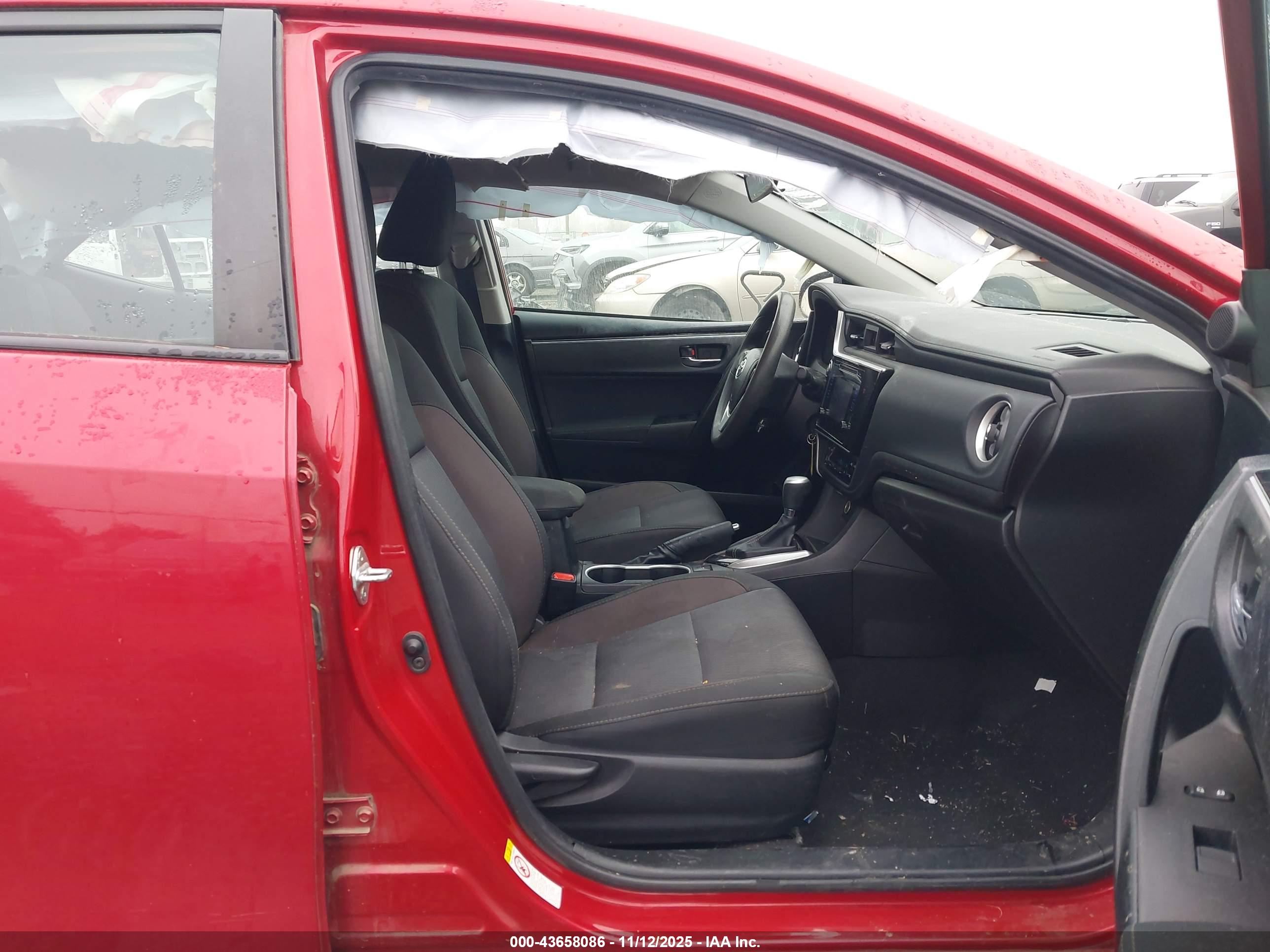 TOYOTA COROLLA image 5