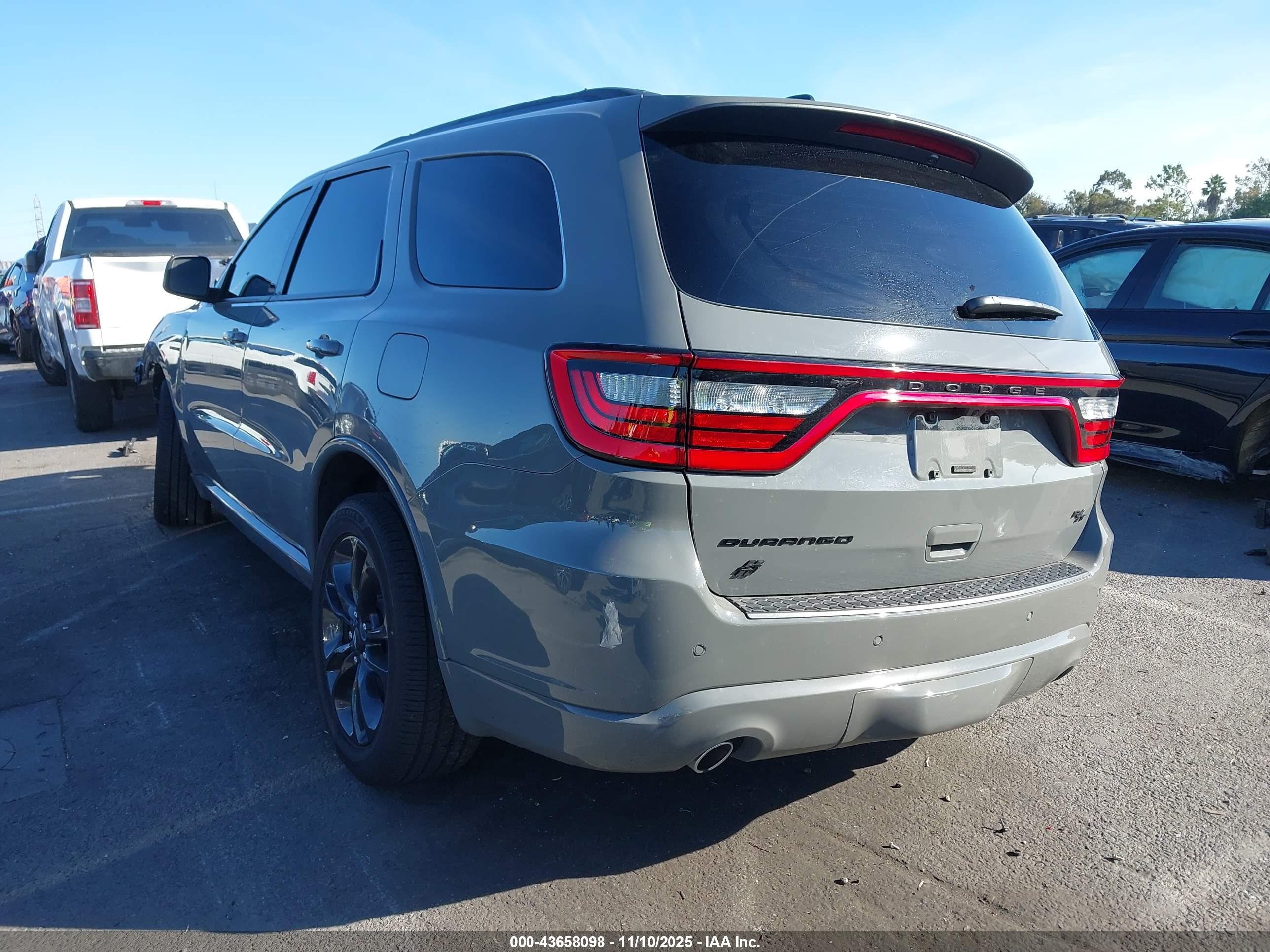 DODGE DURANGO image 3