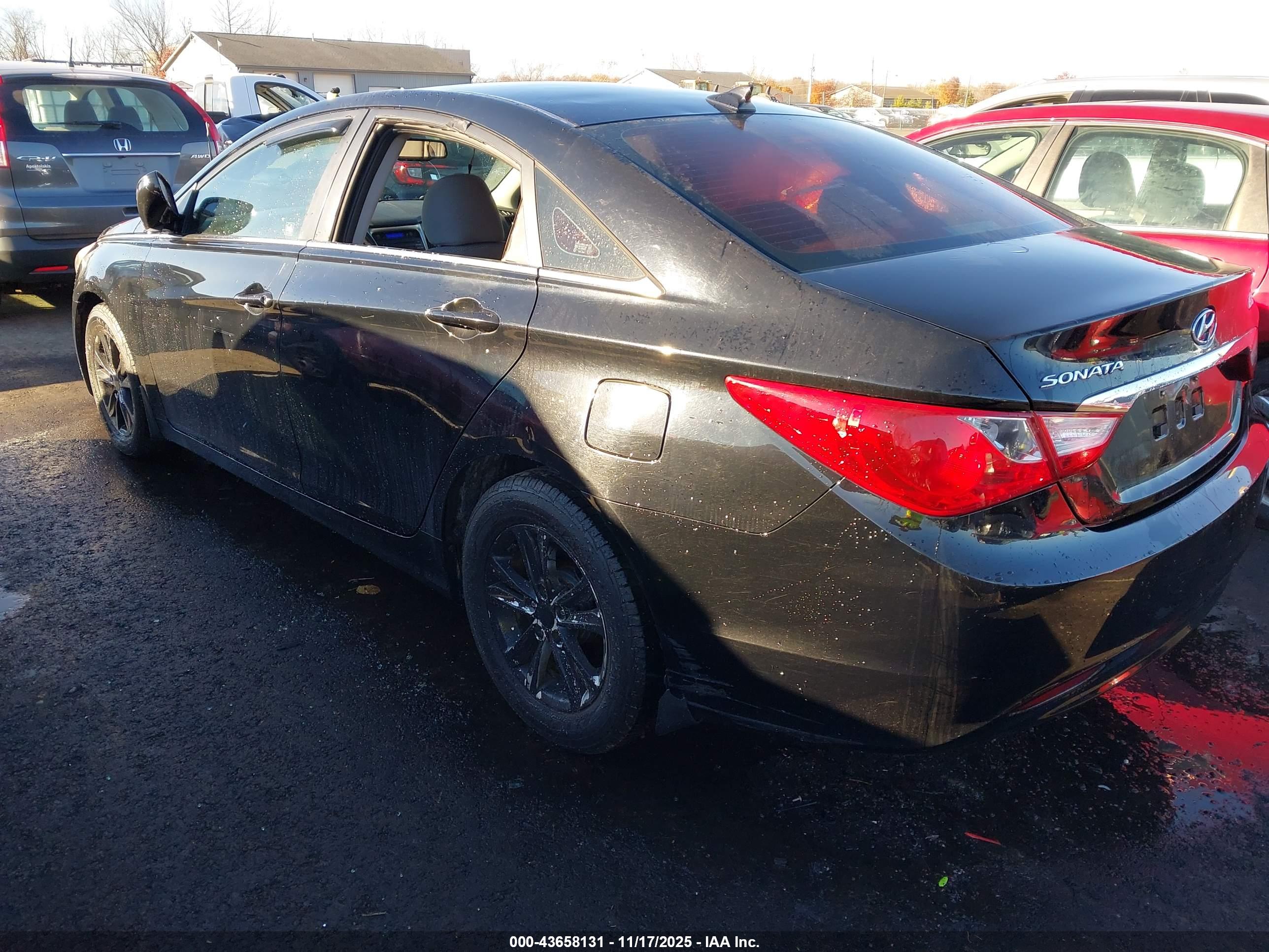 HYUNDAI SONATA image 3